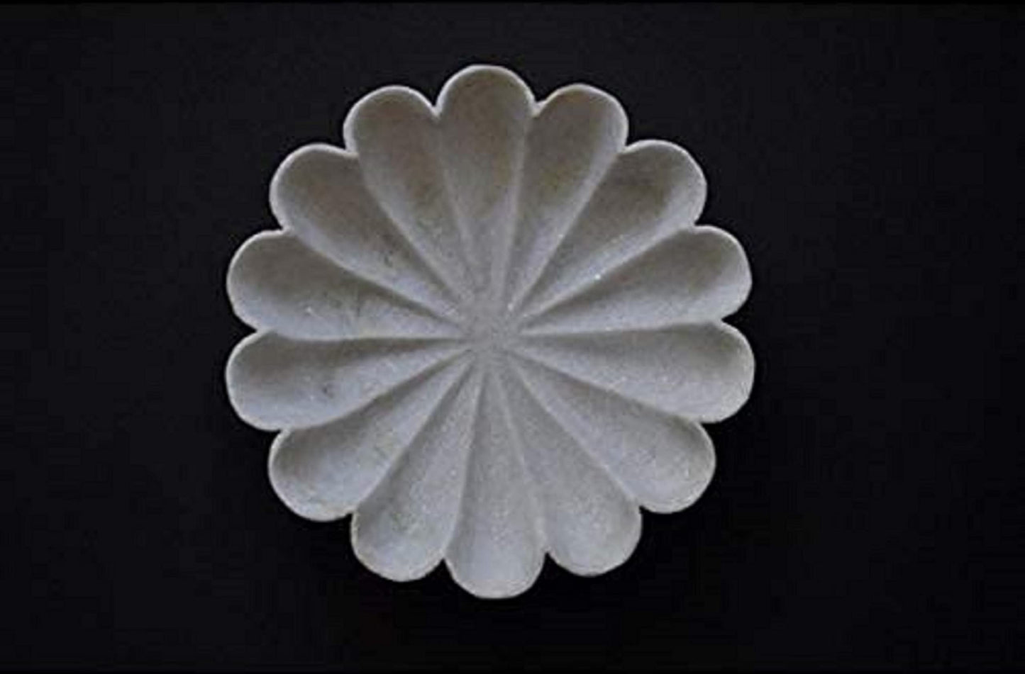 PUSHPA EXPORTS Handcrafted Marble Decorative Bowl Ripple Marble Bowl White Marble Flower Bowl Decorative Marble Scallop Bowl Ruffled Marble Bowl Ring Dish (3 inch)
