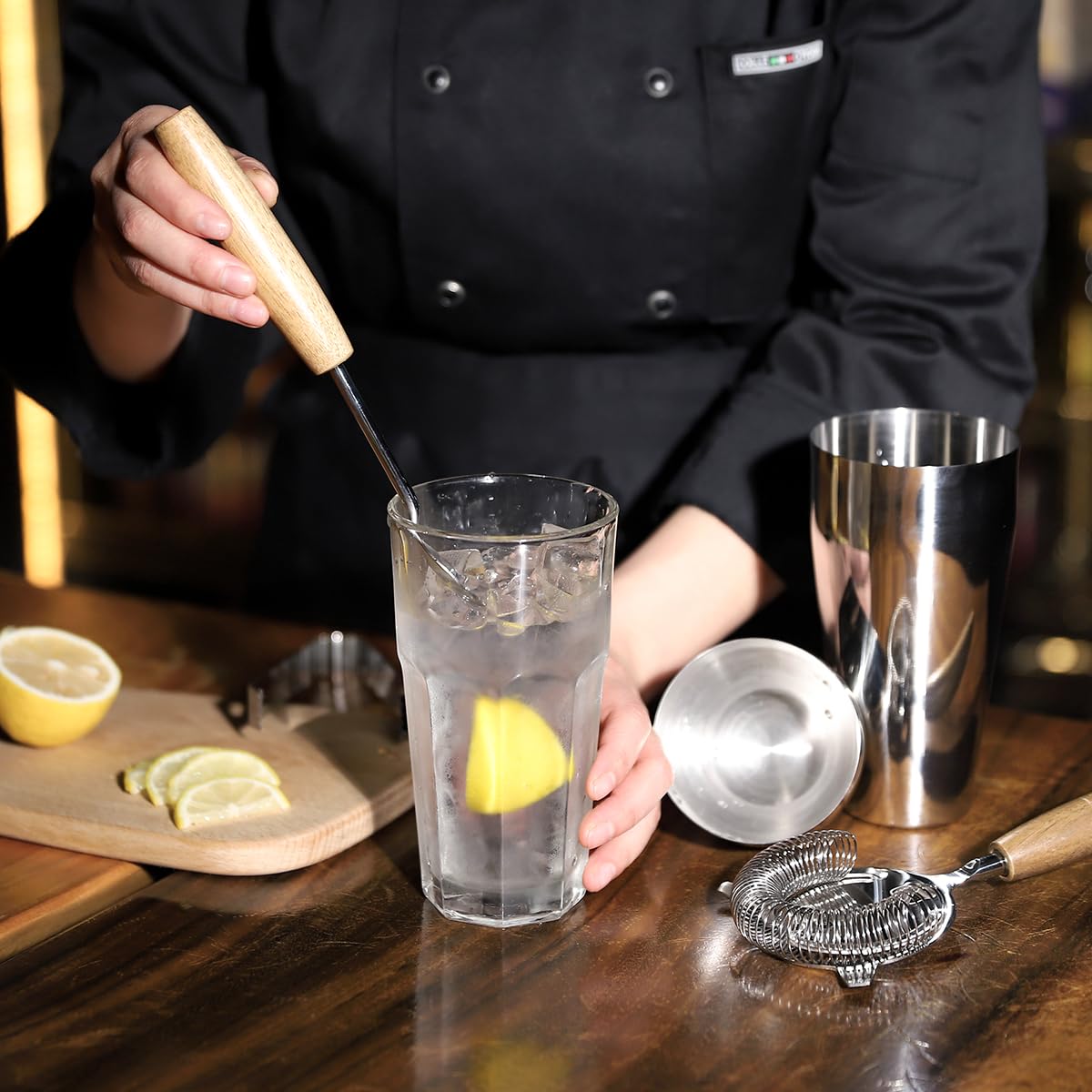 Btuqbu Cocktail Shaker Set with Stand, Mixology Bartender Kit for Drink Mixing | Mixology Set with 7 Bar Set Tools Cocktail Kit