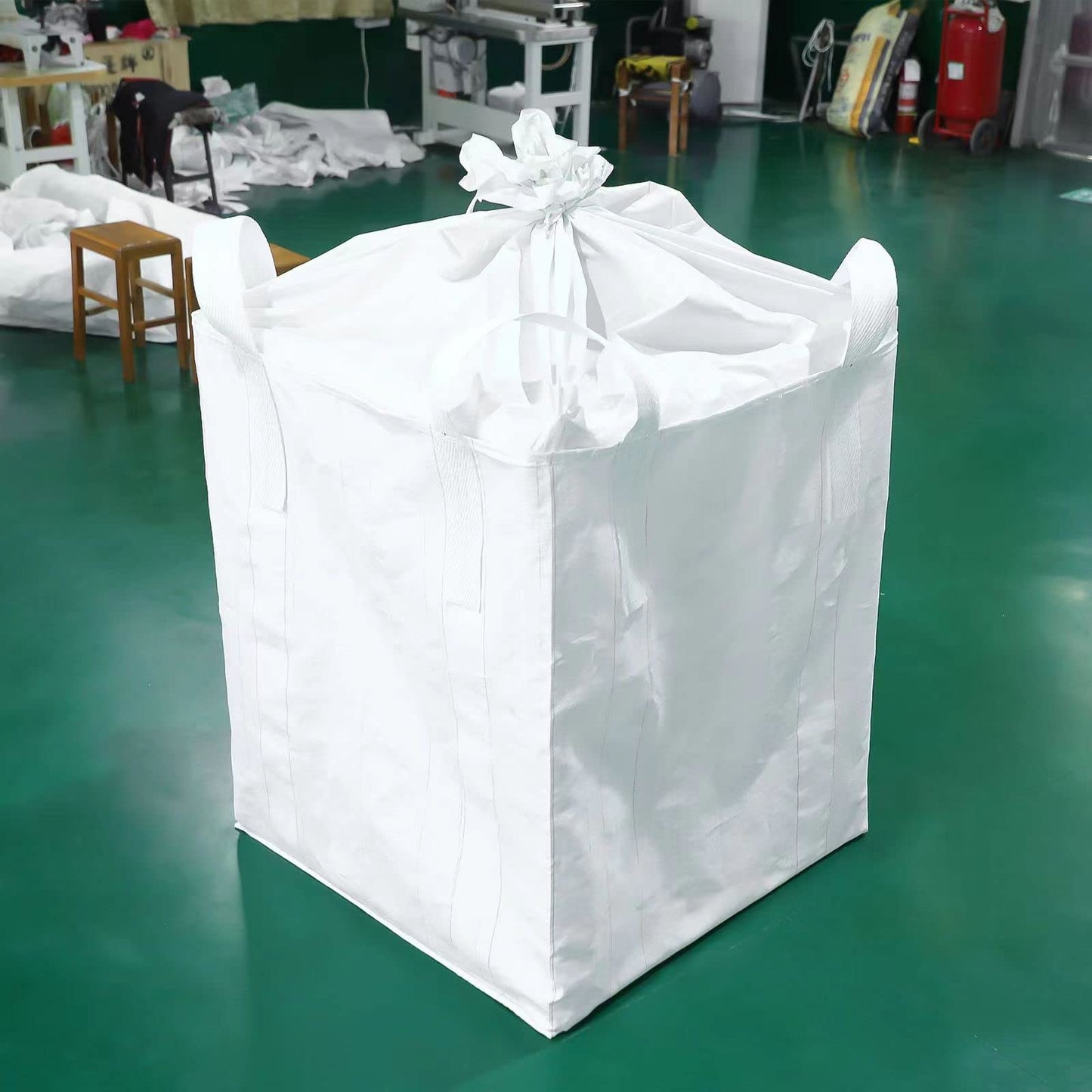 ChenGuang FIBC Bulk Bags, 2-Pack: 1-Ton (2,200-Pound) Heavy-Duty Super Bags, 35“ x 35” x 43" Woven Polypropylene Construction Waste Bags with 4 Lifting Eyelets and Duffle Top for Debris, Gravel,
