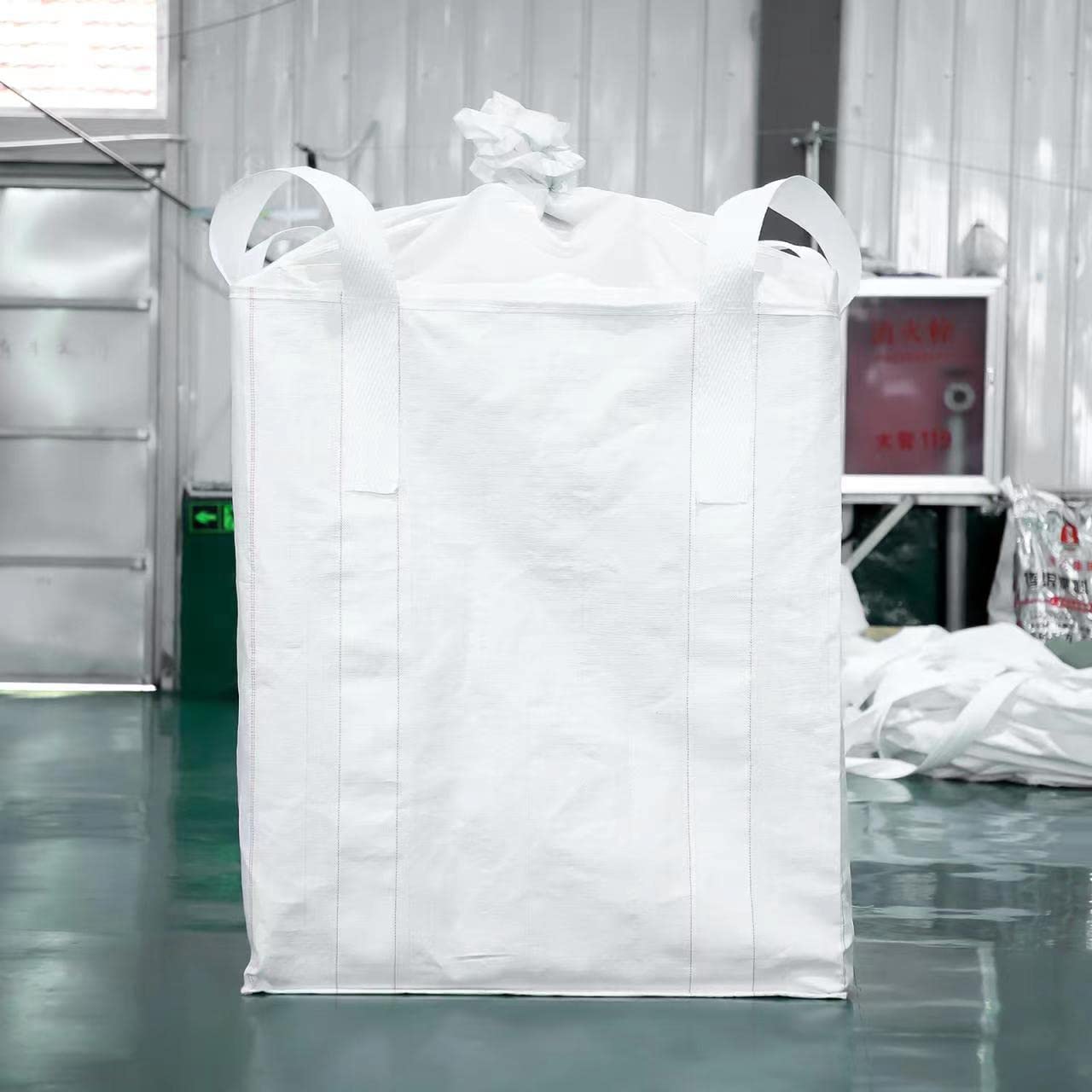 ChenGuang FIBC Bulk Bags, 2-Pack: 1-Ton (2,200-Pound) Heavy-Duty Super Bags, 35“ x 35” x 43" Woven Polypropylene Construction Waste Bags with 4 Lifting Eyelets and Duffle Top for Debris, Gravel,