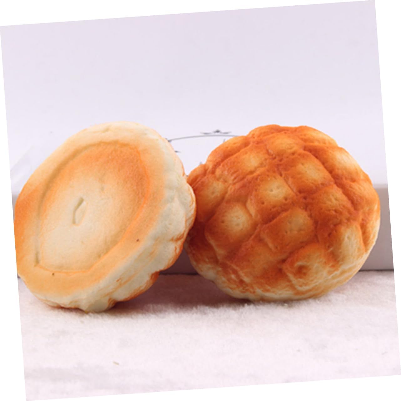 2pcs VOSAREA Simulated Pineapple Bread Decor Realistic Faux Bread Model for Home Bakery and Photography Props Pu