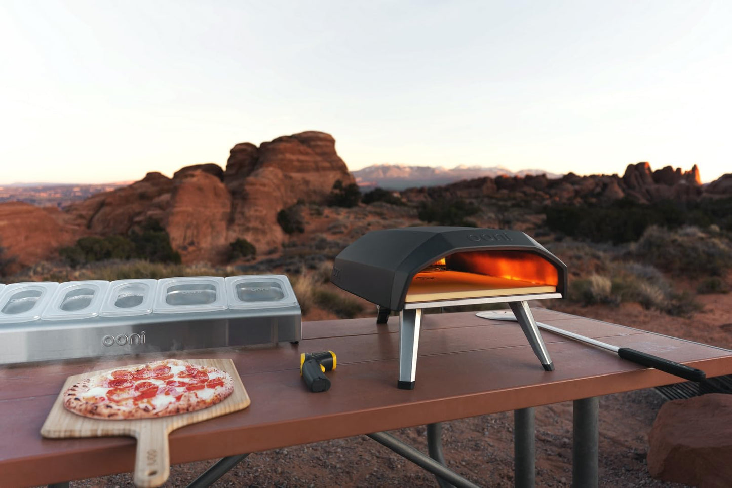 Ooni Koda 12 Gas Pizza Oven – 12" Gas Powered Outdoor Oven with 28 mBar Regulator and Gas Hose, Gas powered Portable Pizza Oven - Foundry Black
