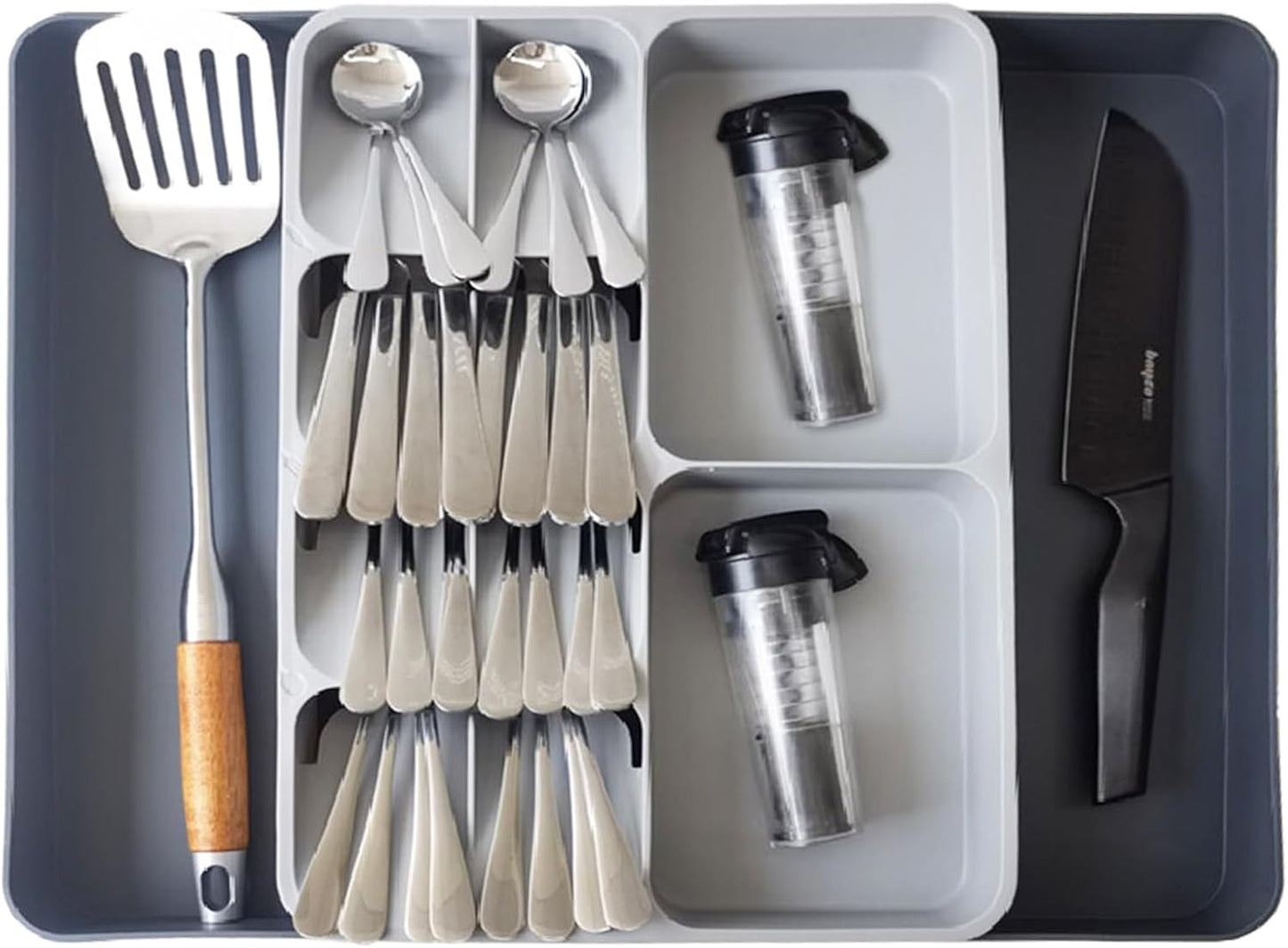 Skiennix Expandable Cutlery Drawer Organizer - Adjustable Plastic Utensil Tray for Forks, Spoons & Knives - Large Grey