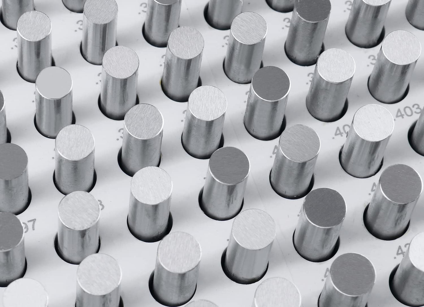 Accusize Industrial Tools 0.251''-0.500'', 250 Pc/Set Steel Plug Pin Gage Set, Minus, Class Zz, M2(-)