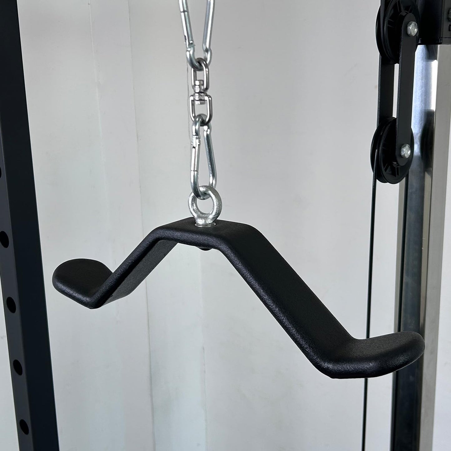 Cable Machine Attachment Curl Lat Pull Down Bar, LAT Pulldown Tricep Bar Strength Training Workout, Back Cable Attachments Grip for Home Gym (Length 16.5")