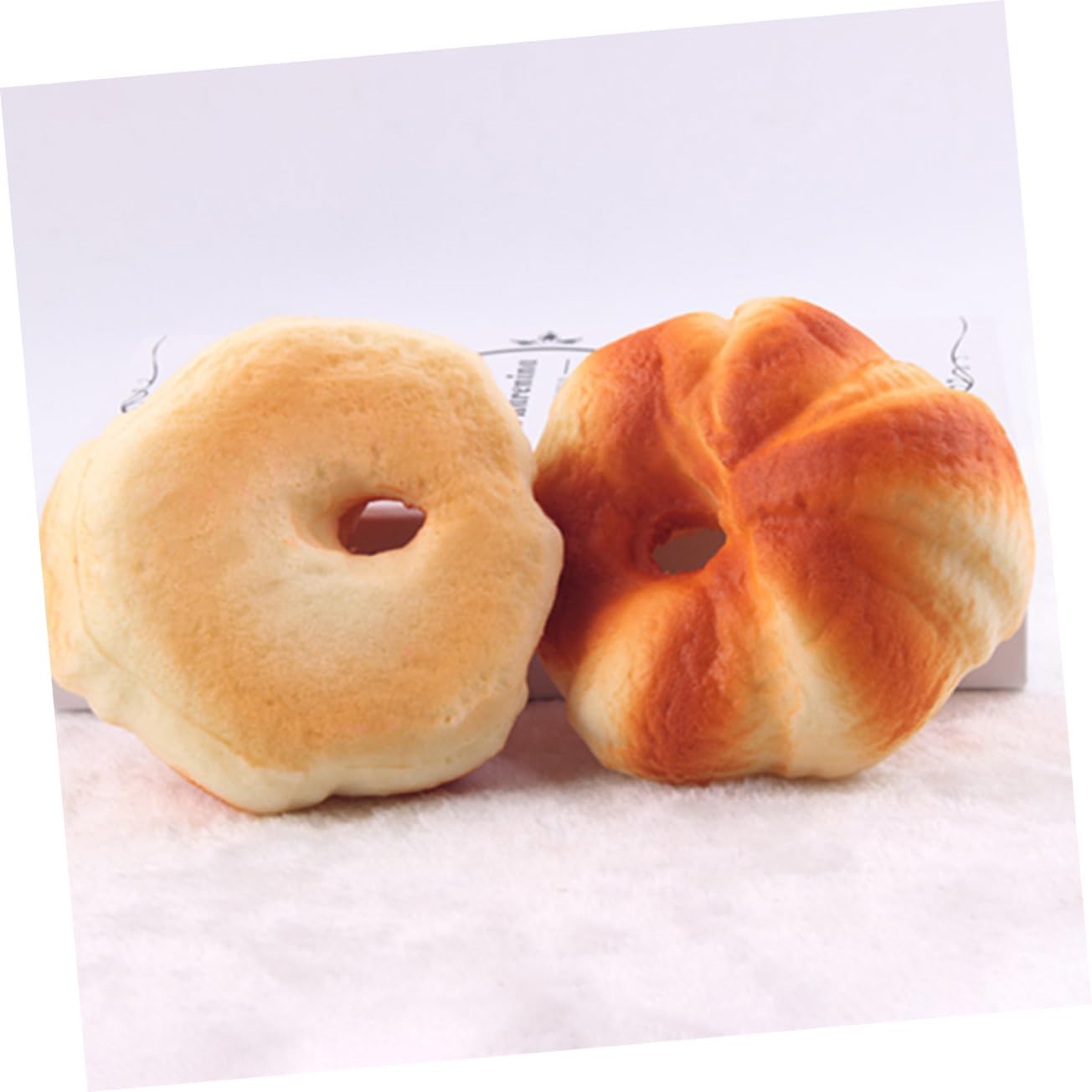 2pcs ERINGOGO Simulation Bread Model Artificial Bread Decor for Photography Bakery Display and Home Decor Lifelike PU