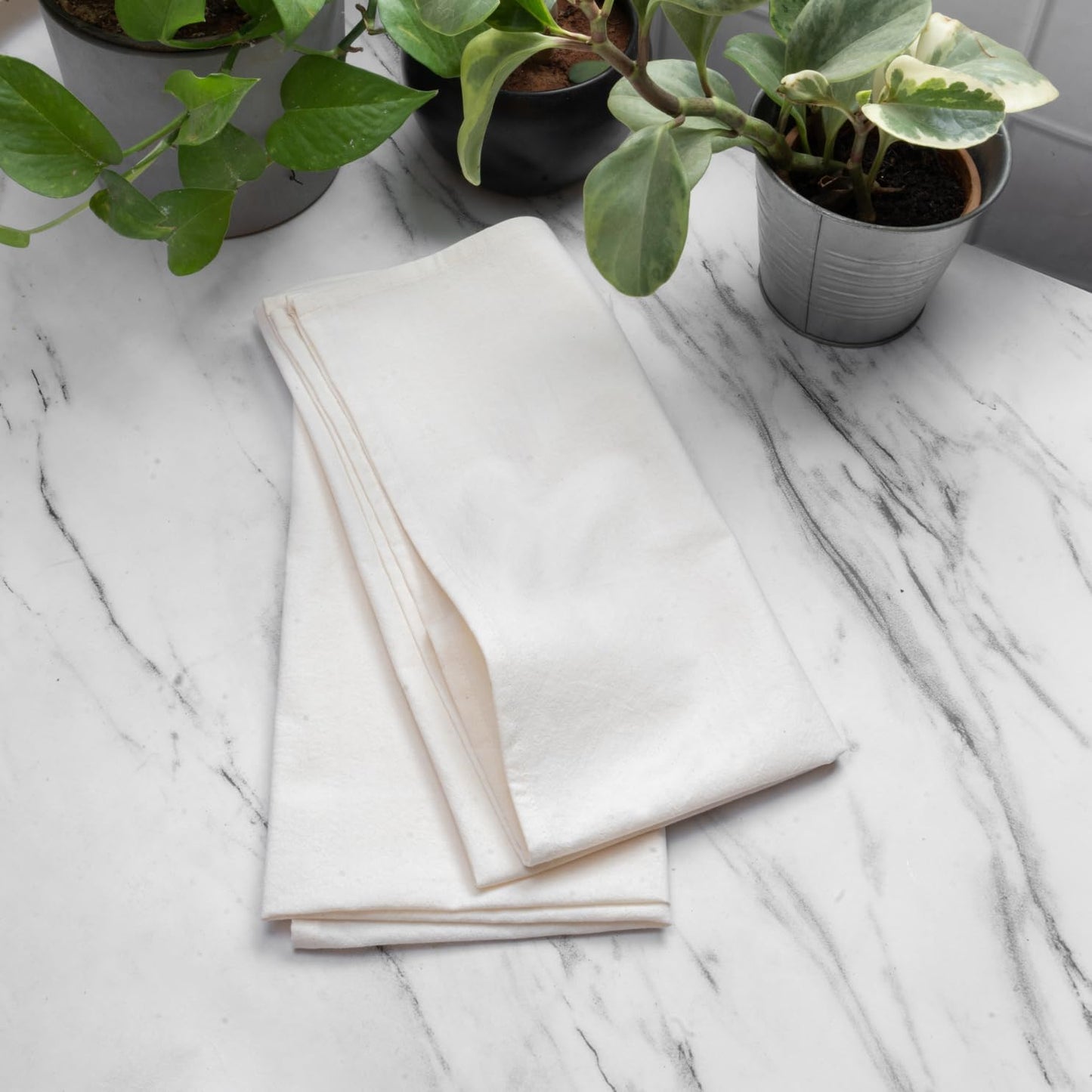 SALT PLATEAU Organic Flour Sack Towels - 8 Pack, 27x27 inch, Natural, Unbleached, Lint-Free, White, Kitchen Towels