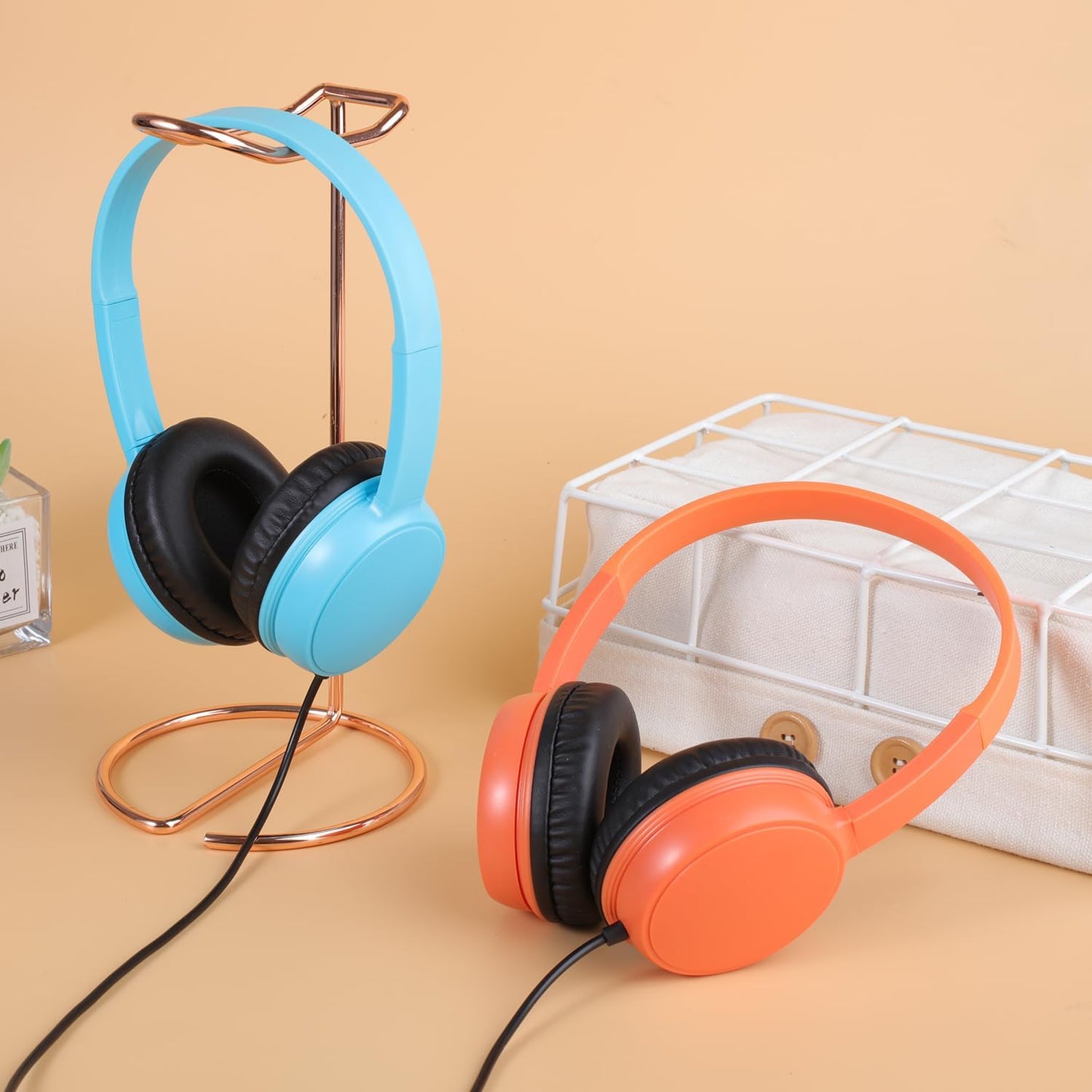 Waneni 2 Pack 3.5mm Headsets Wired Headphones Bulk for Classroom School, Pulg, Lightweight, Sturdy for Kids Students