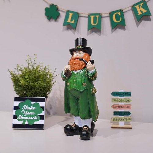 Cynkeyee St. Patrick's Day Figurine - Green Leprechaun Statue for Festive Home Decor | 4.5x4x11.5 Inch