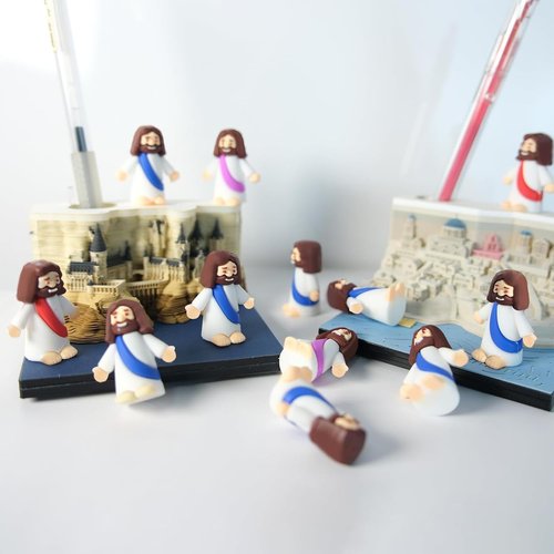 AKFAHOIF Mini Jesus Figures - Set of 30 Tiny Action Figures for Easter Egg Stuffers & Religious Gifts