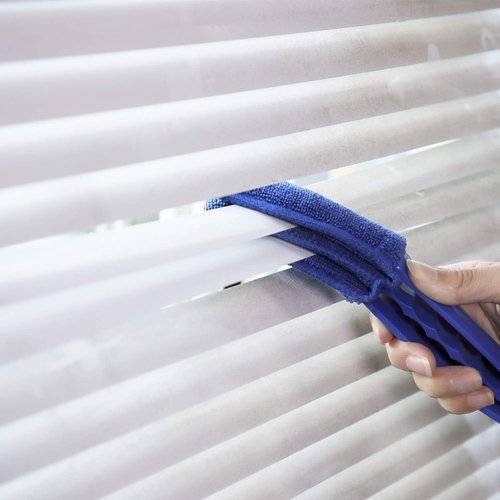 Hiware Window Blind Cleaner Duster Brush - 5 Microfiber Sleeves for Efficient Dusting | Ideal for Shutters & Air Conditioners