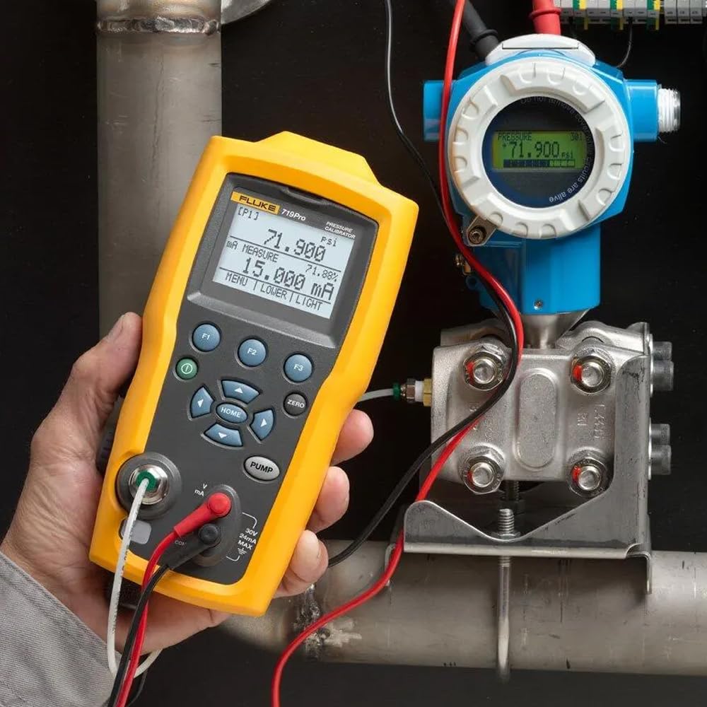 Fluke 719PRO-300G Electric Pressure Calibrator, 300 PSIG, 30 V DC, 9.5" x 4.4" x 2.8"