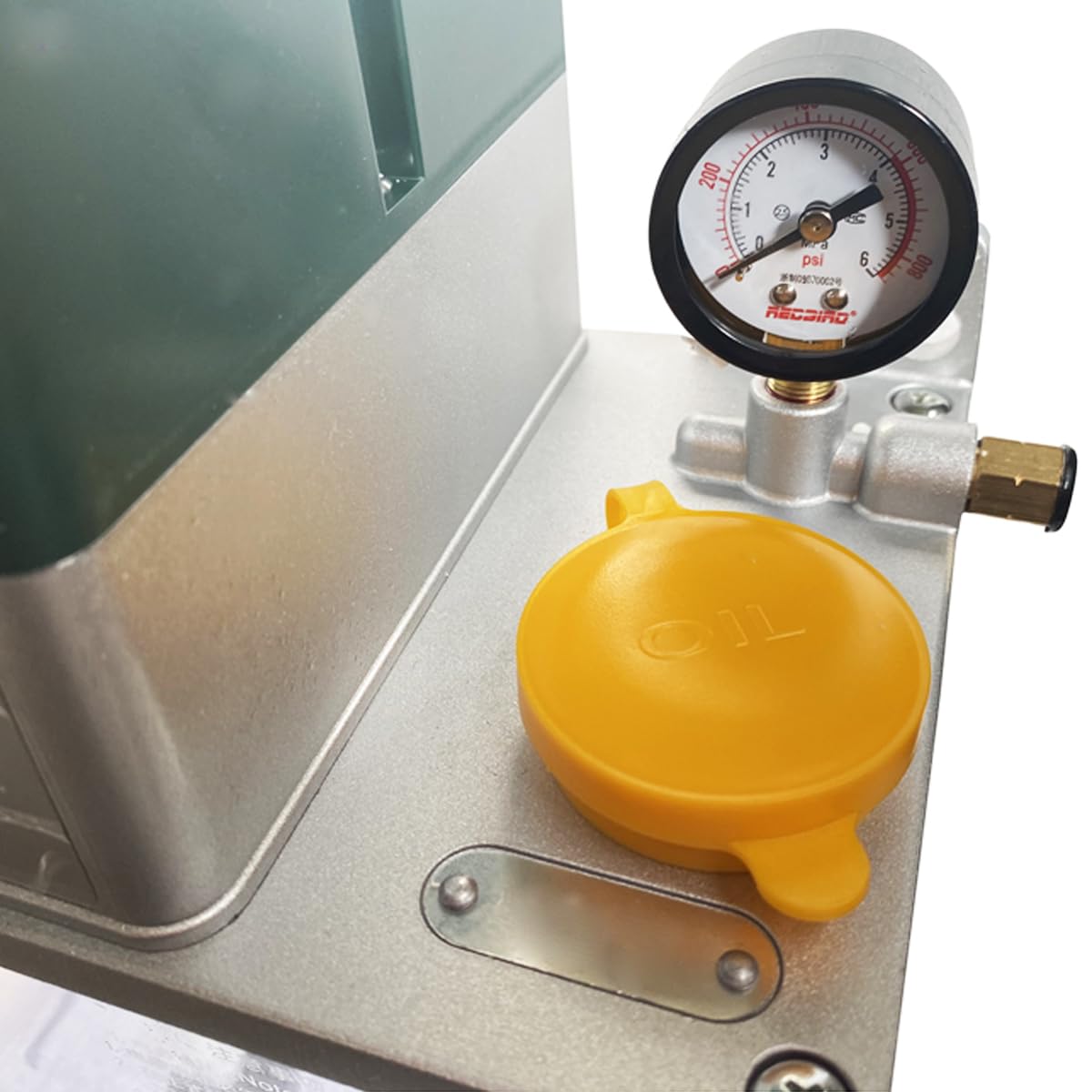 INTBUYING 110V Automatic Lubricating Oil Pump with Pressure Gauge Automatic Lubricating Pump CNC Oil Pump with 2L Reservoir Capacity for Punching Lathe Cutting Milling Machine