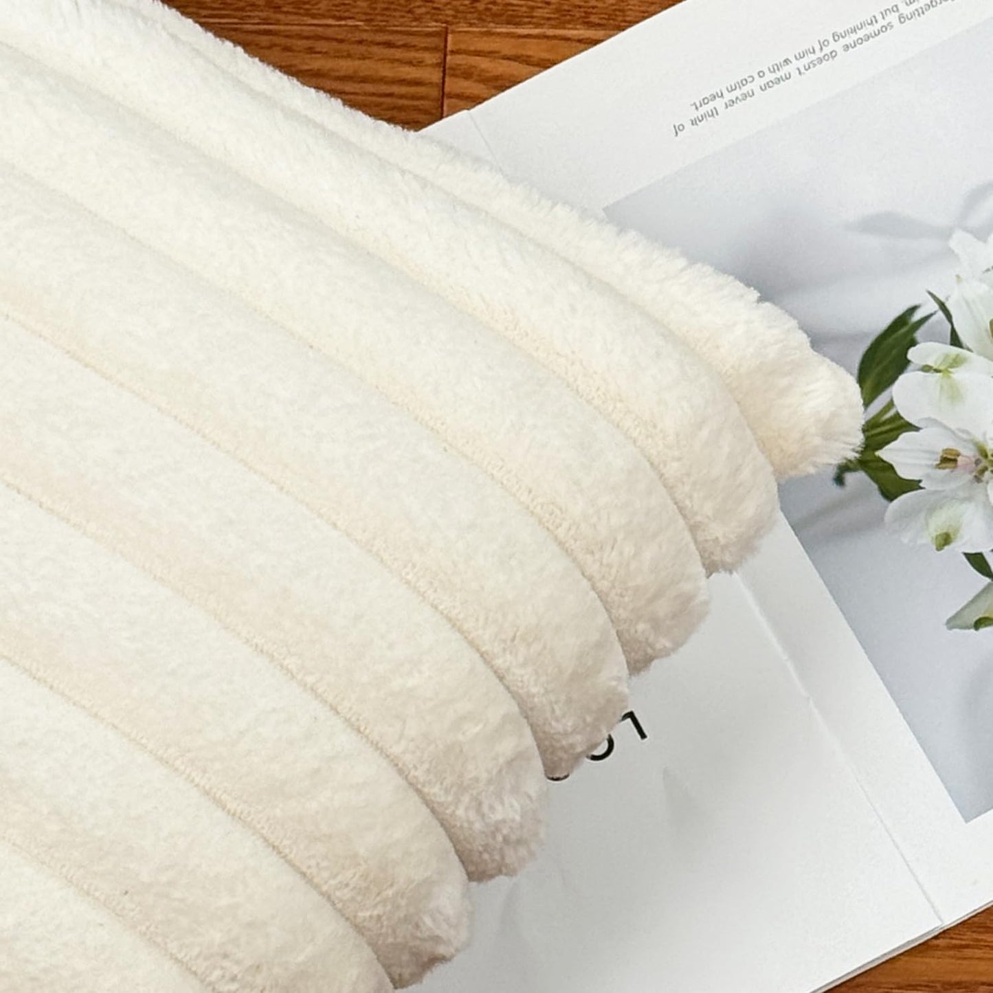 Skiennix 18x18 Throw Pillow Covers - Soft Fluffy Faux Fur & Velvet Back, Set of 2 - Cream White Home Décor Accent