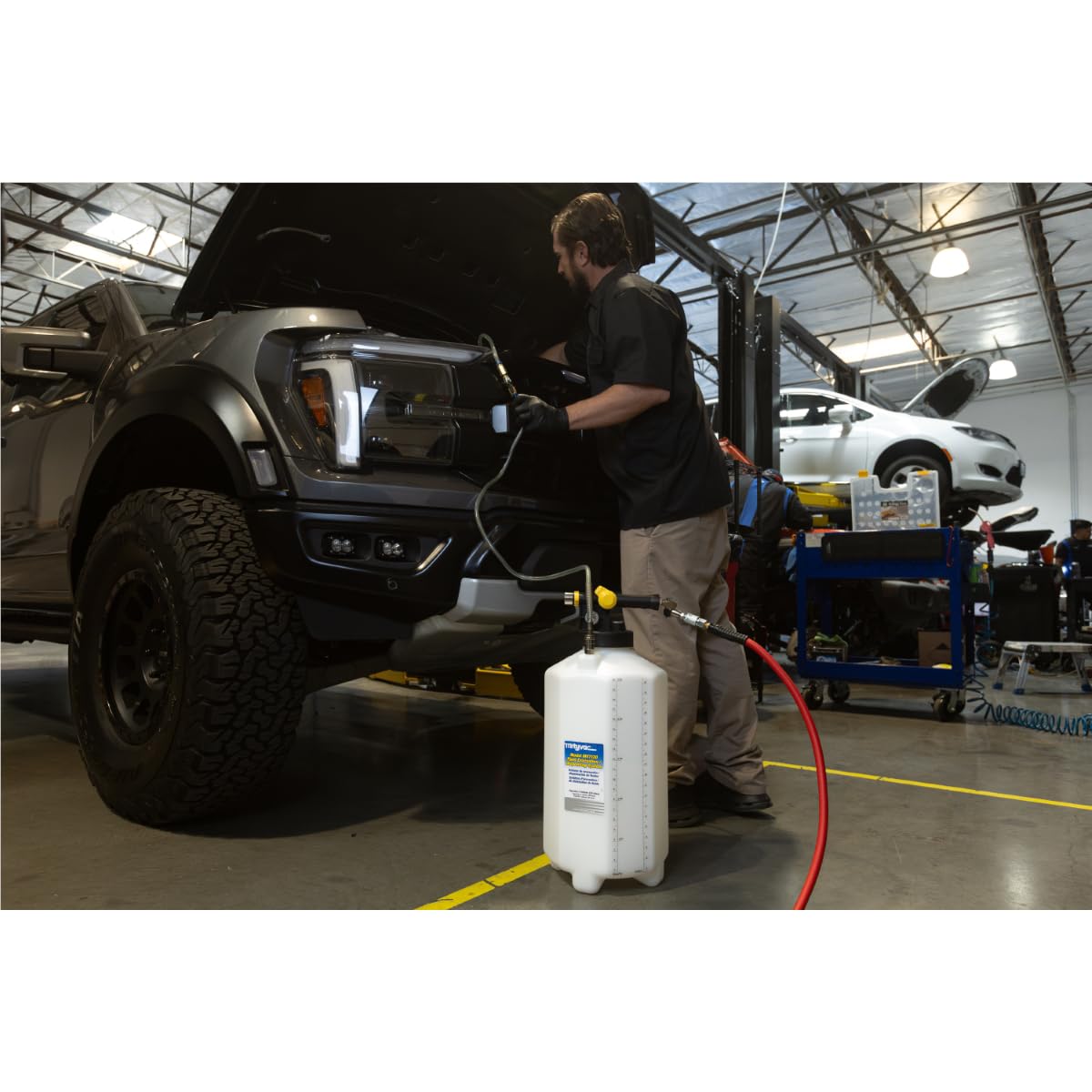 Mityvac MV7120 Fluid Extractor Dispenser for Evacuating, Topping-Off, Refilling Reservoirs or Bleeding Hydraulic Brake/Clutch Systems, 5.3 Gallon, 120 PSI, Compressed Air, Vacuum or Positive Pressure