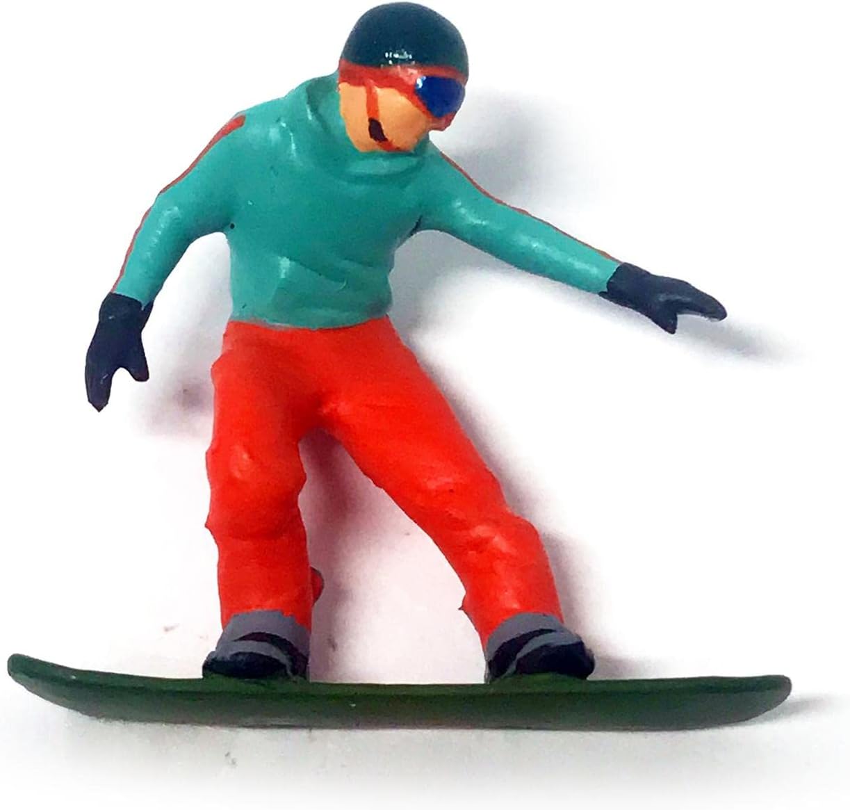 Skiennix Miniature Skiing Figure Set - 3-Piece Tabletop Display for Winter Decor