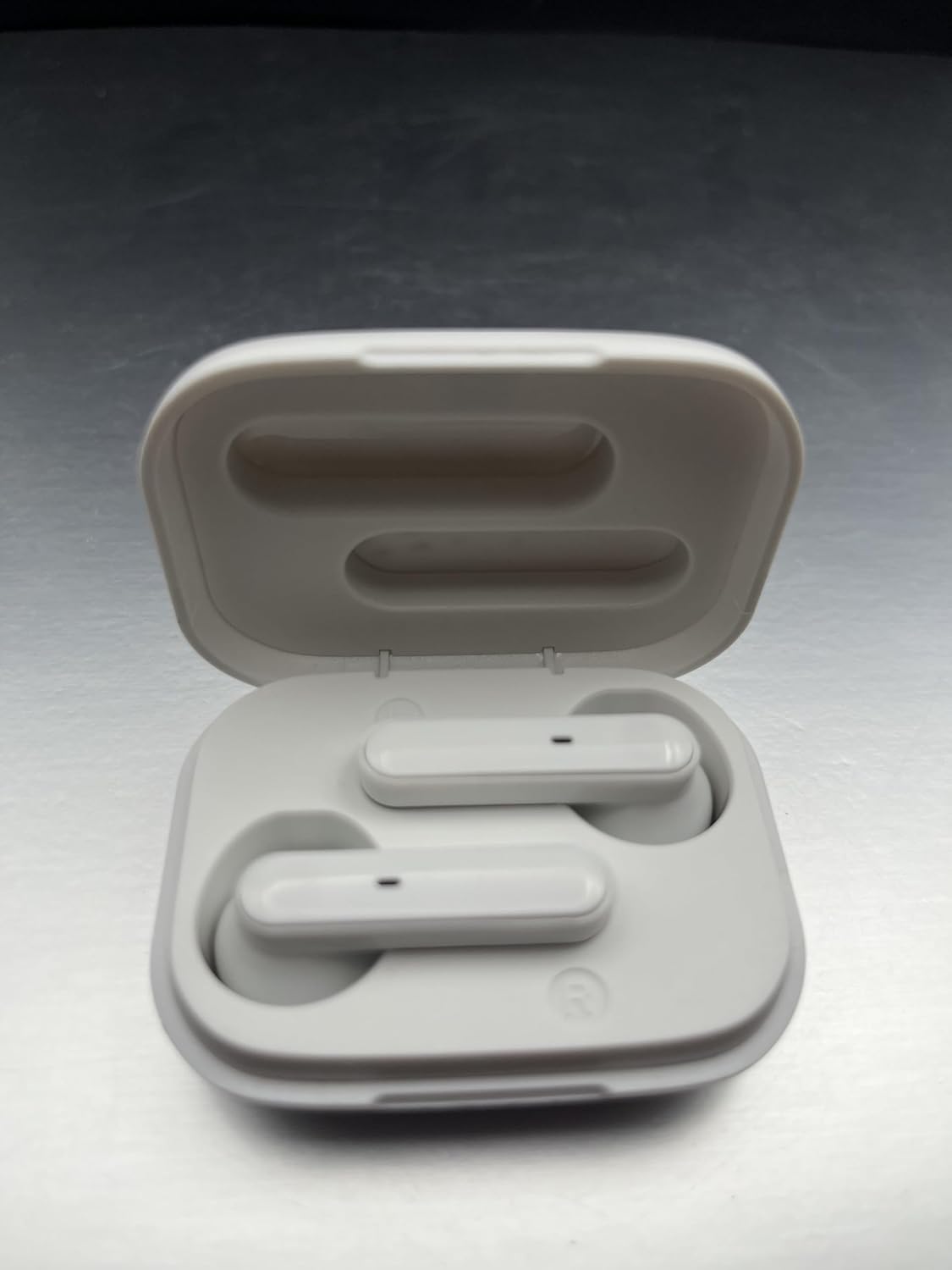 CBTek Seamless 40 Wireless Bluetooth Earbuds, with Any iPhone and Android, Built-in Mic with Charging Case, Deep Bass