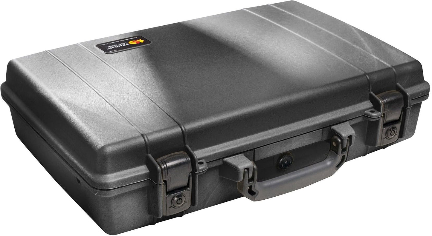 Pelican 1490 Case With Foam (Black)