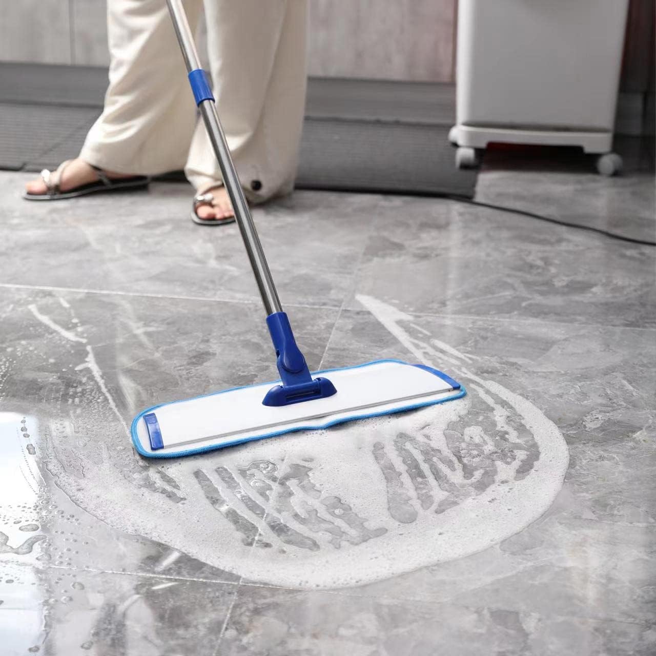 Skiennix 18" Professional Microfiber Mop - Flat Mop with Stainless Steel Handle & 4 Reusable Pads