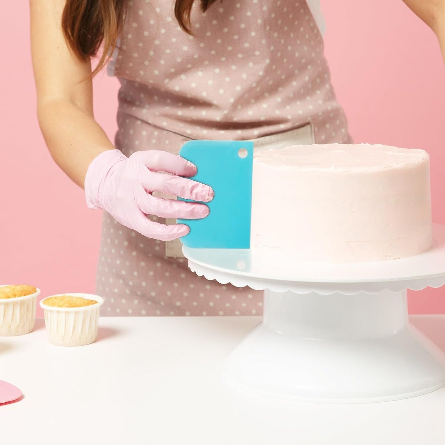 Riccle Piping Bags Set - 124 Pcs Cake Decorating Kit with 16 Tips, Reusable Pastry Bags & Scrapers
