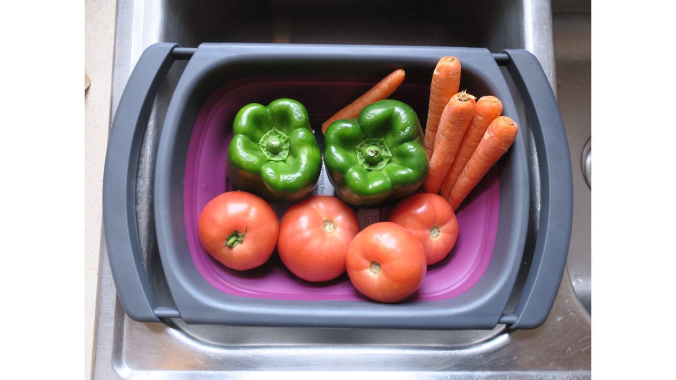 Purple Collapsible Silicone Kitchen Colander/Strainer