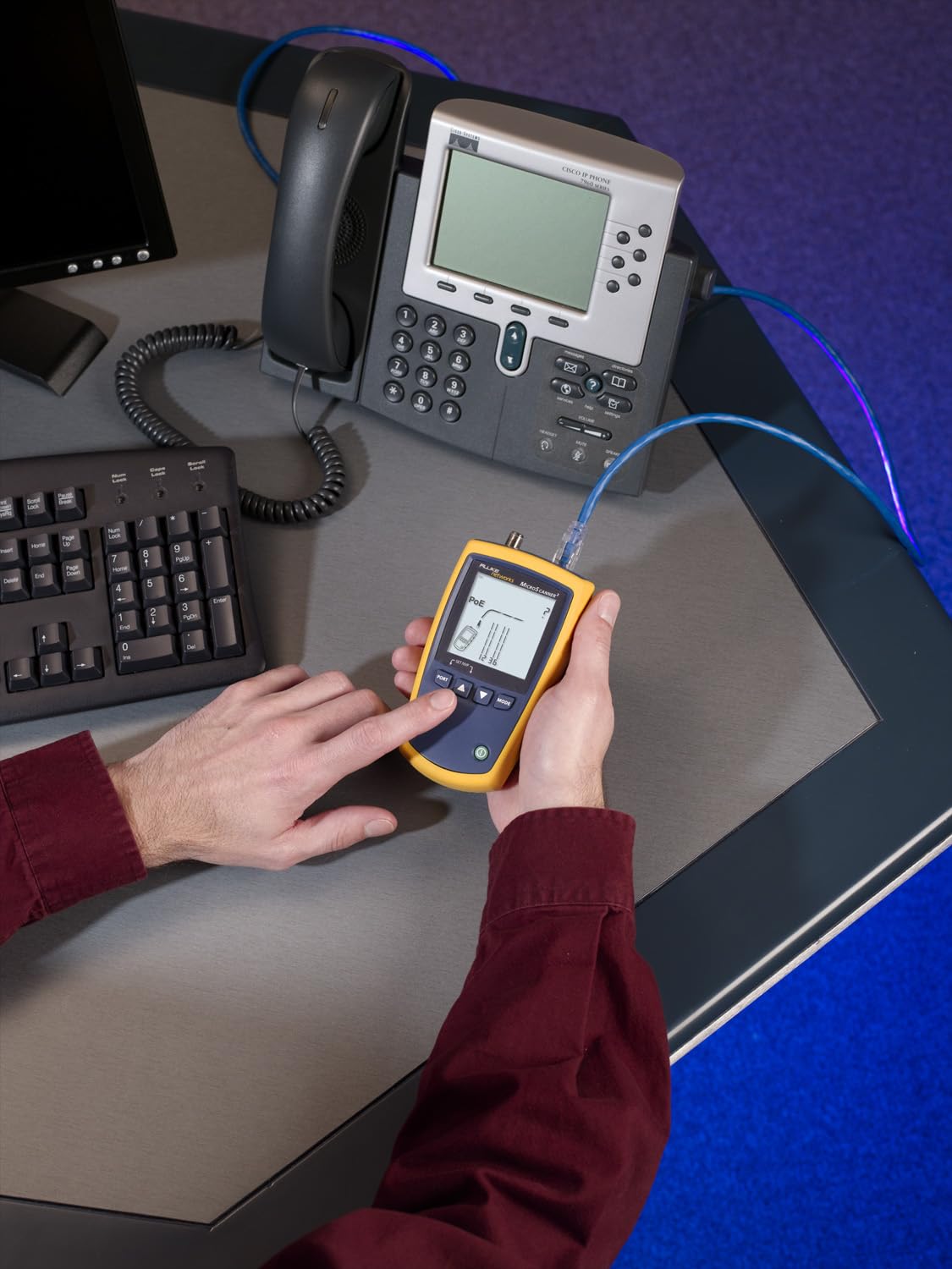 Fluke Networks MS2-KIT MicroScanner2 Copper Cable Verifier Kit, Troubleshoots RJ11, RJ45, Coax, Tests 10/100/1000Base-T, and Voip, Includes IntelliTone Pro 200 & Remote ID Kit
