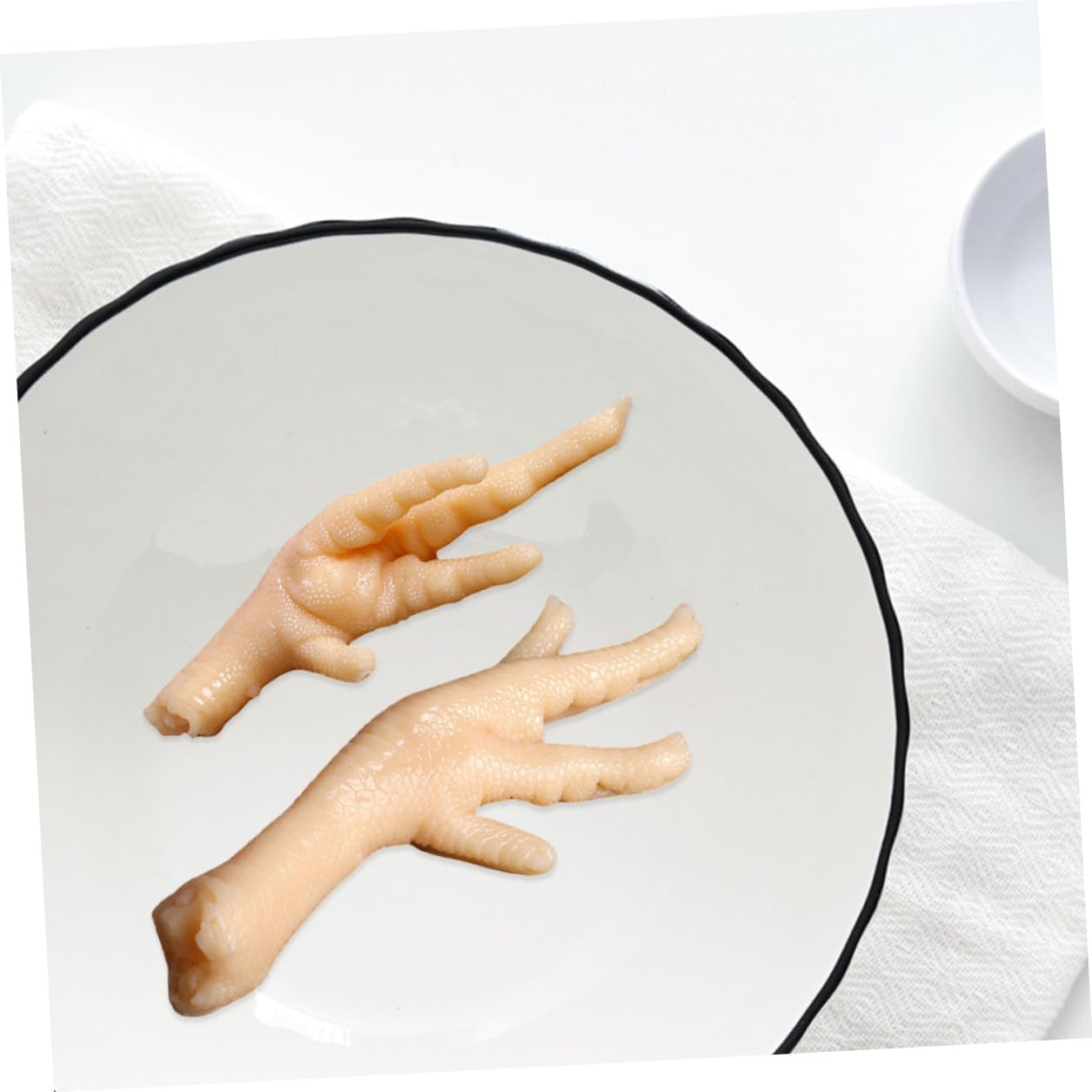 2 5.83X1.89X1.18 Inch SHOWERORO Chicken Feet Model Pcs Realistic Faux Chicken Toe Simulated Food Prop for Kitchen Decor