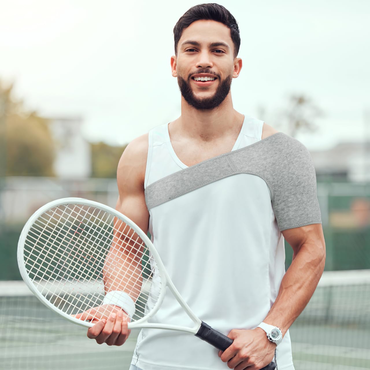 Ipetboom Shoulder Brace: Rotator Cuff Support Brace Wrap for Men and Women - Shoulder Compression Sleeve for Preventing Strains and Dislocation, M