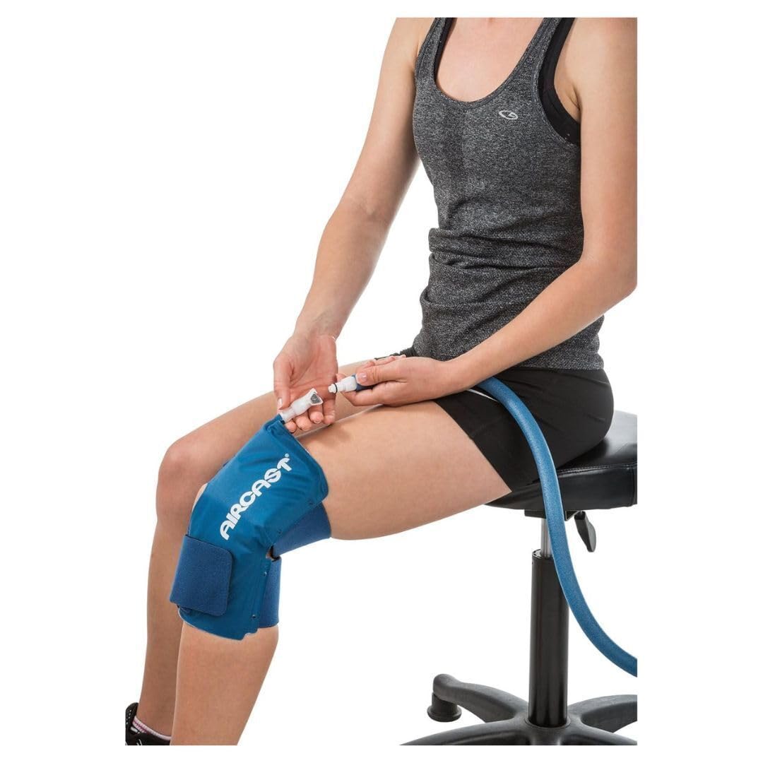Aircast Cryo/Cuff Cold Therapy: Knee Cryo/Cuff with Non-Motorized (Gravity-Fed) Cooler, Medium
