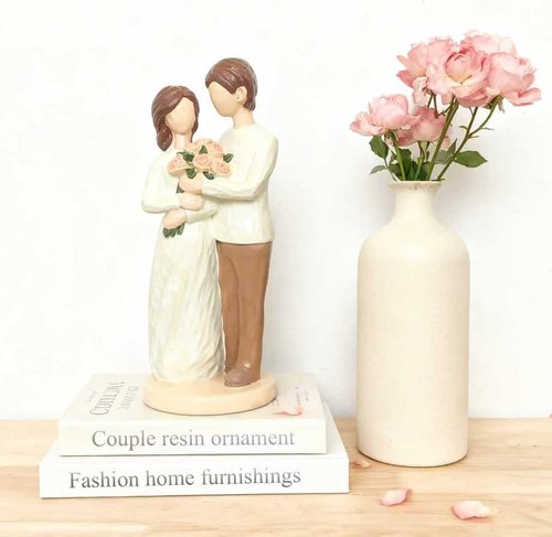 Mr & Mrs Couple Figurine - Hand-Painted Resin Wedding Cake Topper | Perfect Valentine's Day & Anniversary Gift (Brown)