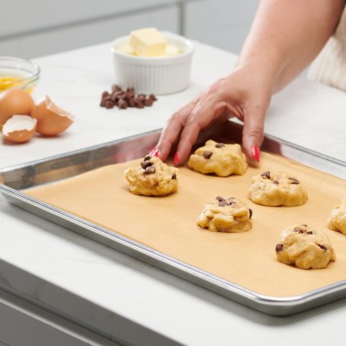 GUSTO Kraft Parchment Paper Roll - Non-Stick Baking Paper with Cutter | 15 in x 200 ft for Air Fryer & Cooking