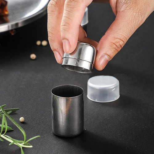 2-Pack Mini Salt Pepper Shaker,5ml Salt and Pepper Shaker with Lid,Stainless Steel Spice Jars Seasoning Dispenser for Salt Sugar Spice Pepper (Silver, Small)