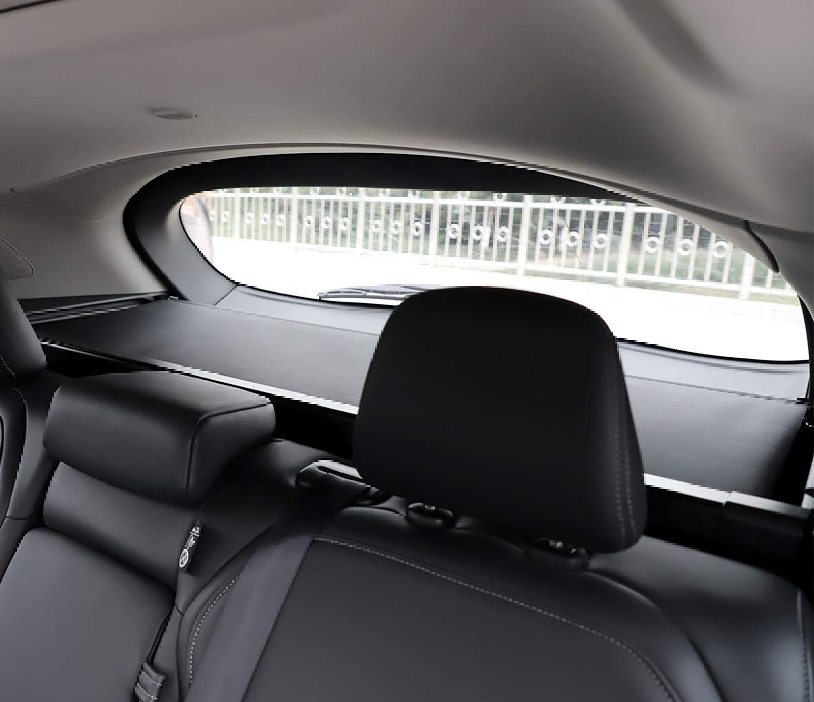 Okutech Retractable Cargo Cover Compatible with Cadillac Optiq 2024 2025 2026 Rear Privacy Screen Car Storage Trunk Luggage Tonneau Security Shade (Carbon Fiber Style)