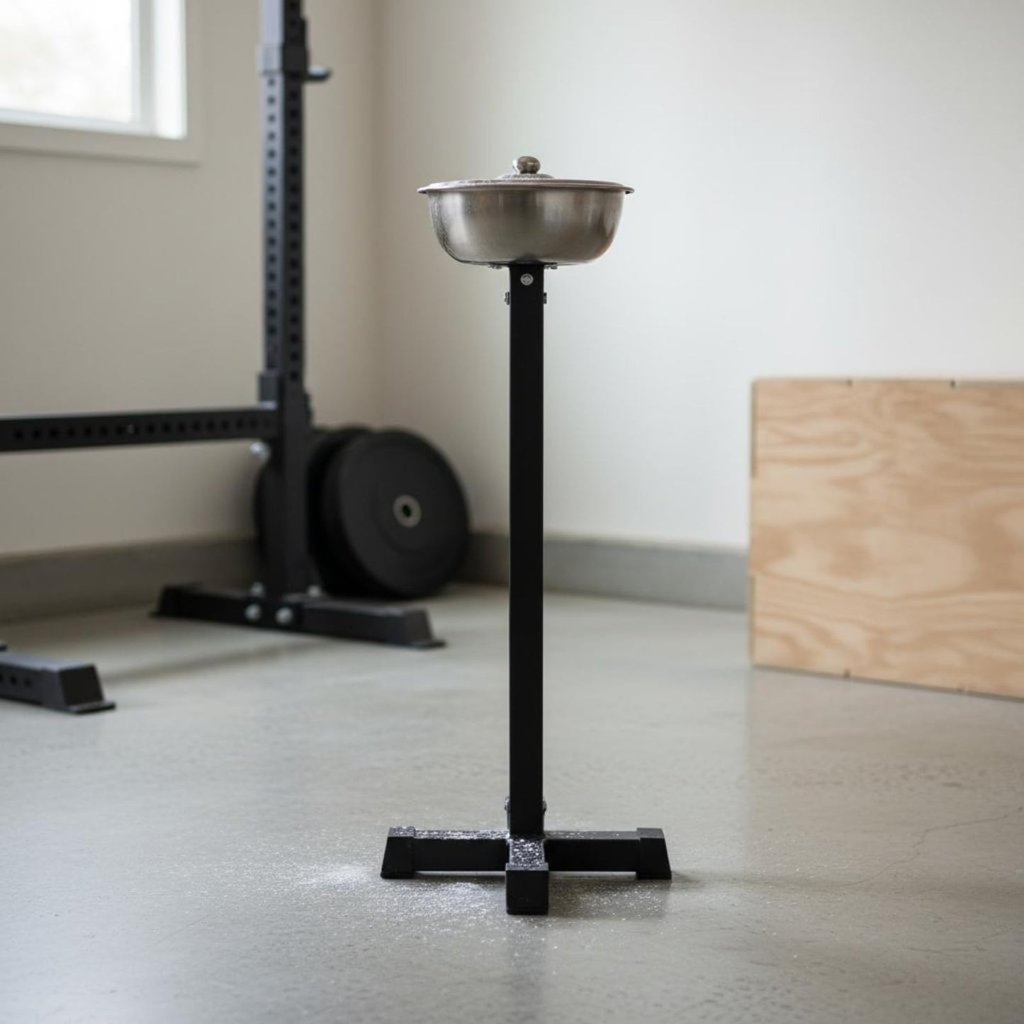 Jinhxofs Chalk Bowl Steel Stand Gym Chalk Stand Mess Reducing Fitness Equipment for Powerlifters