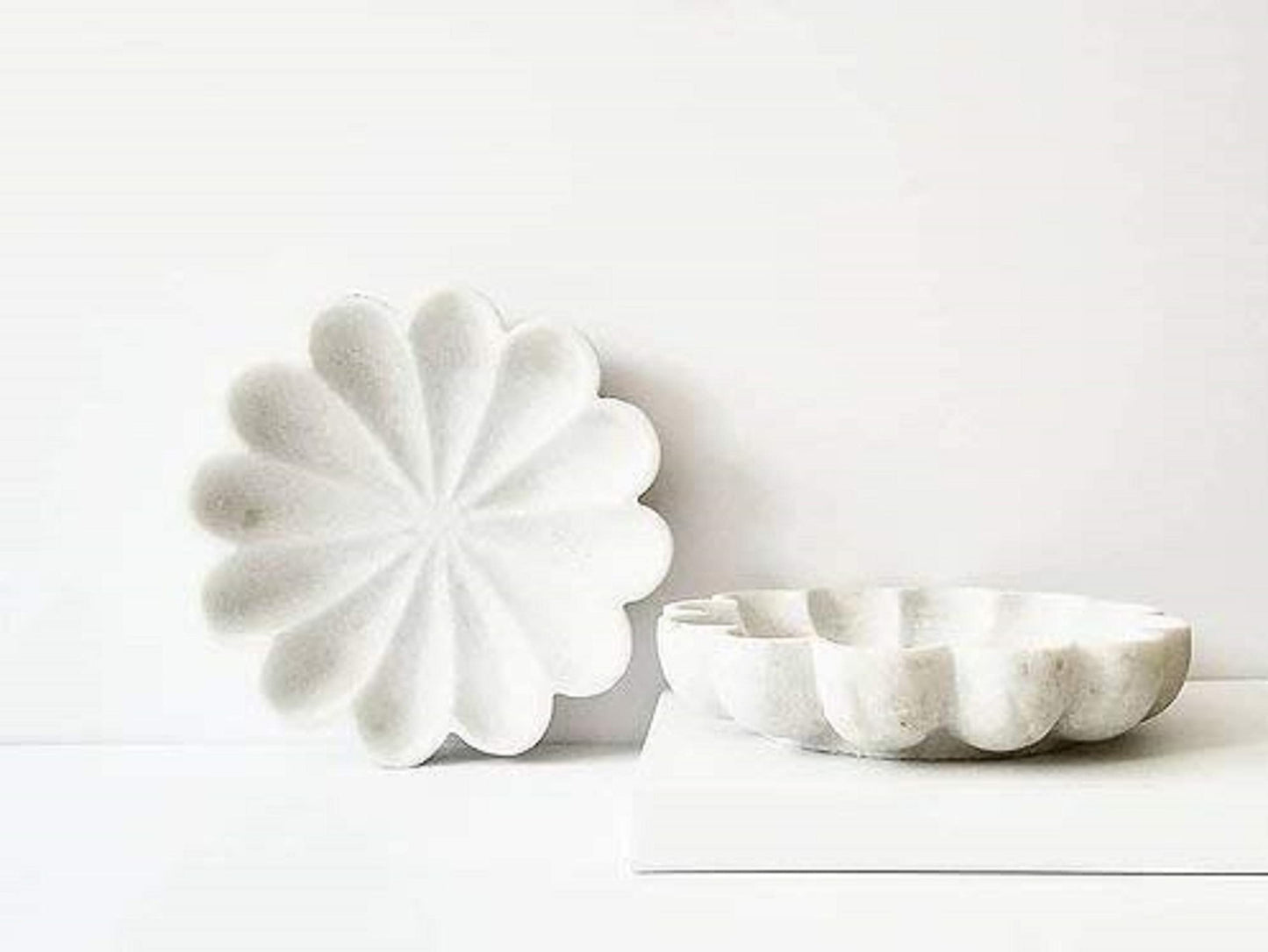 PUSHPA EXPORTS Handcrafted Marble Decorative Bowl Ripple Marble Bowl White Marble Flower Bowl Decorative Marble Scallop Bowl Ruffled Marble Bowl Ring Dish (3 inch)