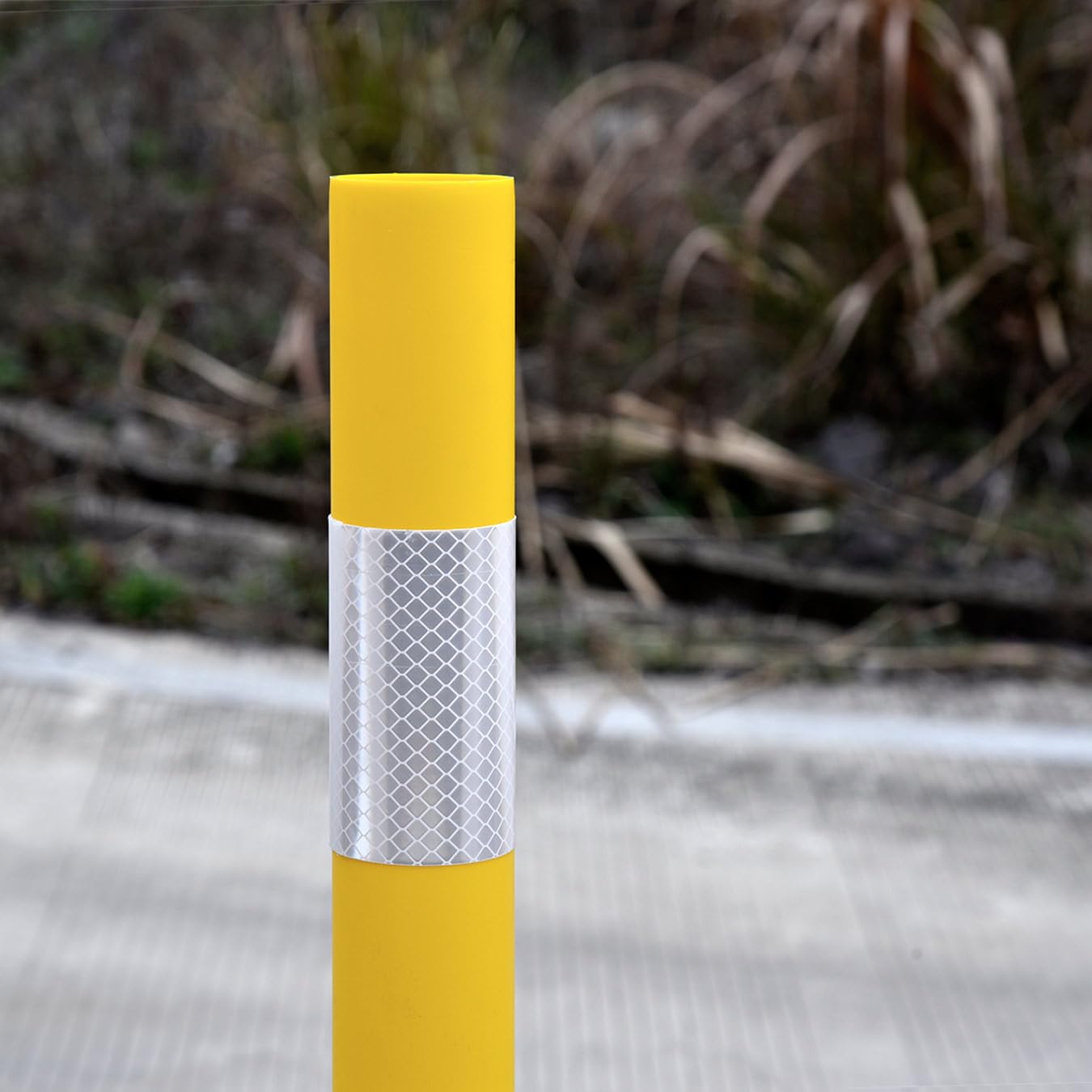 8 Pack Traffic Delineator Post Cones, High Visibility 3M Reflective Tapes, Flexible Spring Post with Detachable Base, for Highway Road Safety, Garage, Parking Lot (Yellow, 48")