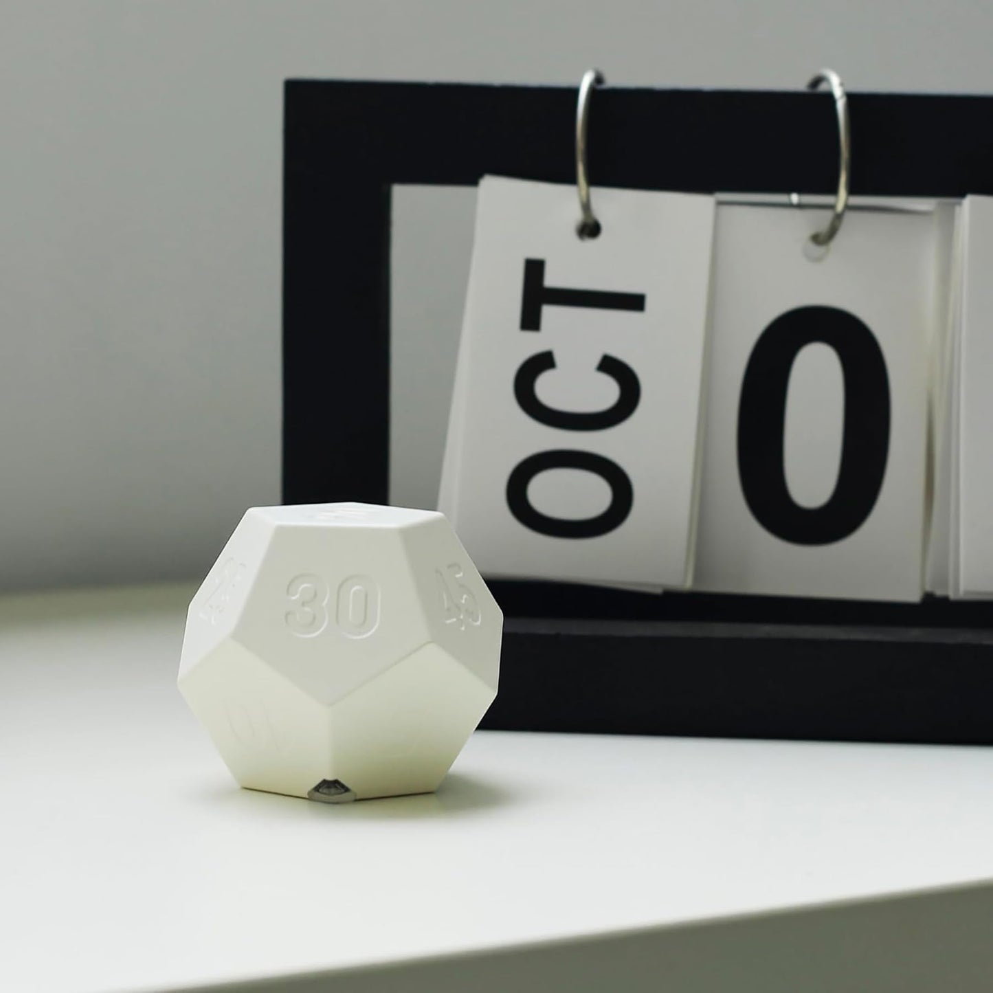 BEBESIRI Mini 12 Sided Cube Timer, 11 Preset Times Pomodoro Timer for Enhanced Productivity. Ideal for ADHD Management, Workout, Study & Kitchen Cooking. Easy to Use（White）