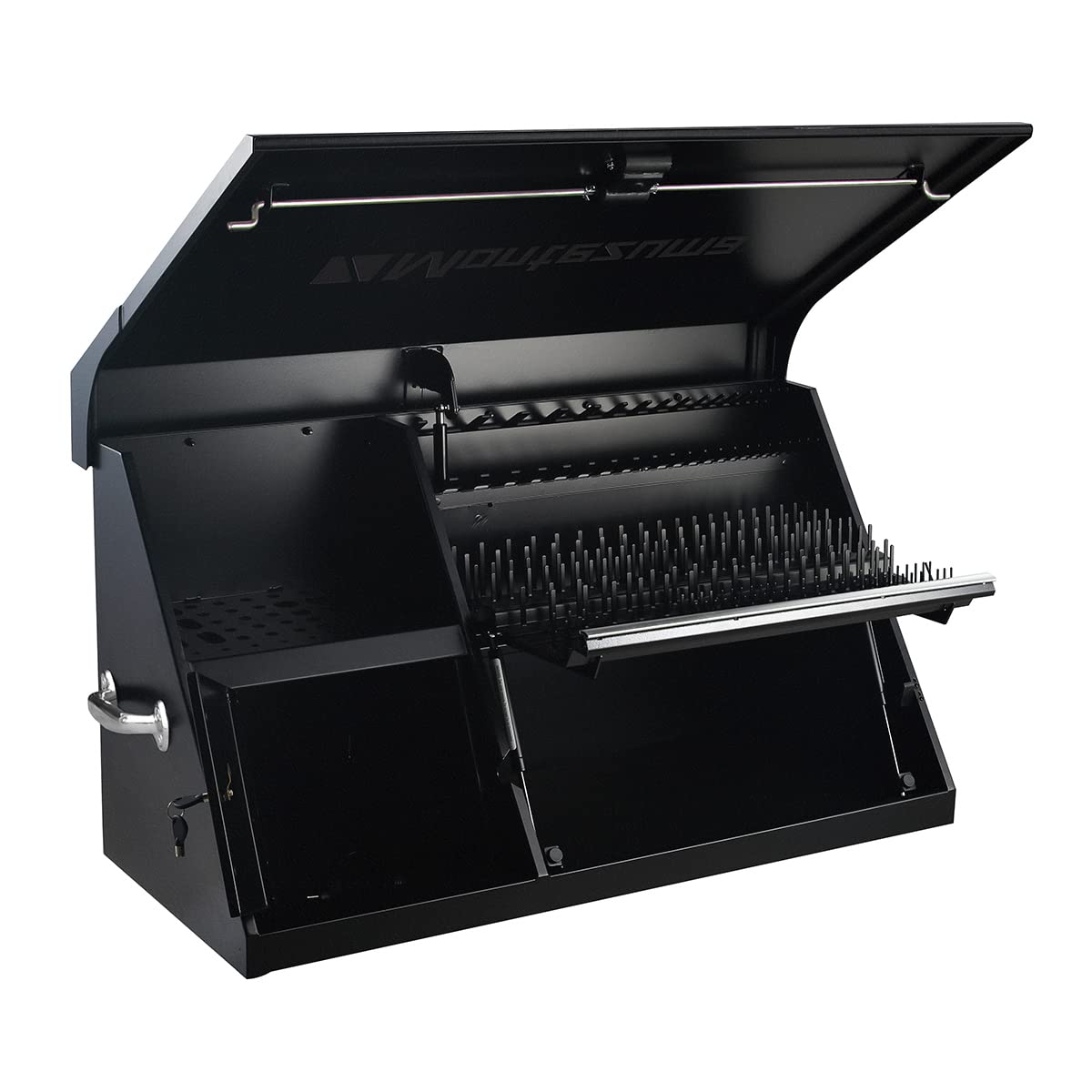 Montezuma DX411B 41" x 18" Heavy Duty Steel Triangle Toolbox (steel, black)