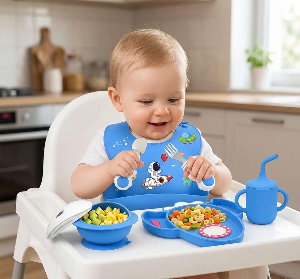 8 PCS Silicone Baby Feeding Set, Astronaut Theme, Spoons, Fork, Silicone Bibs, Baby Sippy Cups, Plate Bowl Set Baby Eating Essentials Led Weaning Toddler (Blue)