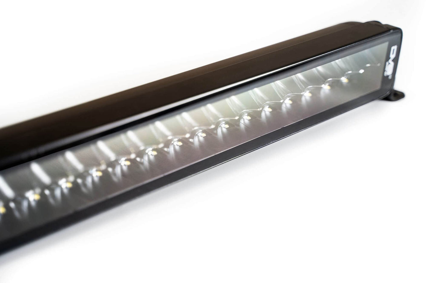 DV8 Offroad | LED Light Bar | 20" Dual Row | 16,800 Lumen from LED's | Bezel-Less Housing w/Heat Fins | IP68 Rated UV Resistant Lens | Flood/Spot Pattern | Elite Series BE20SW105W
