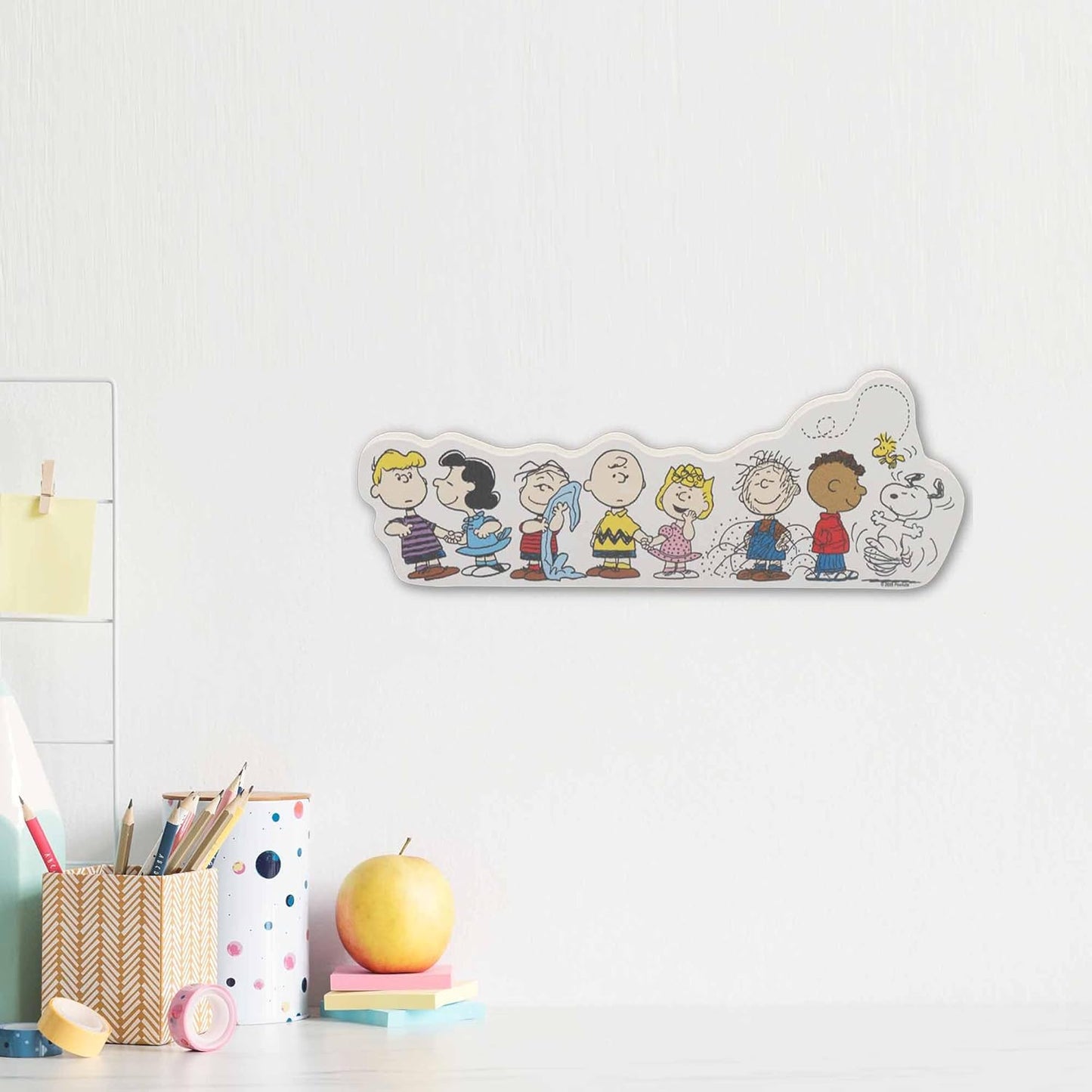 Open Road Brands Peanuts Gang Shelf Sitter Decor - Charming Wood Block Featuring Charlie Brown, Snoopy & Friends