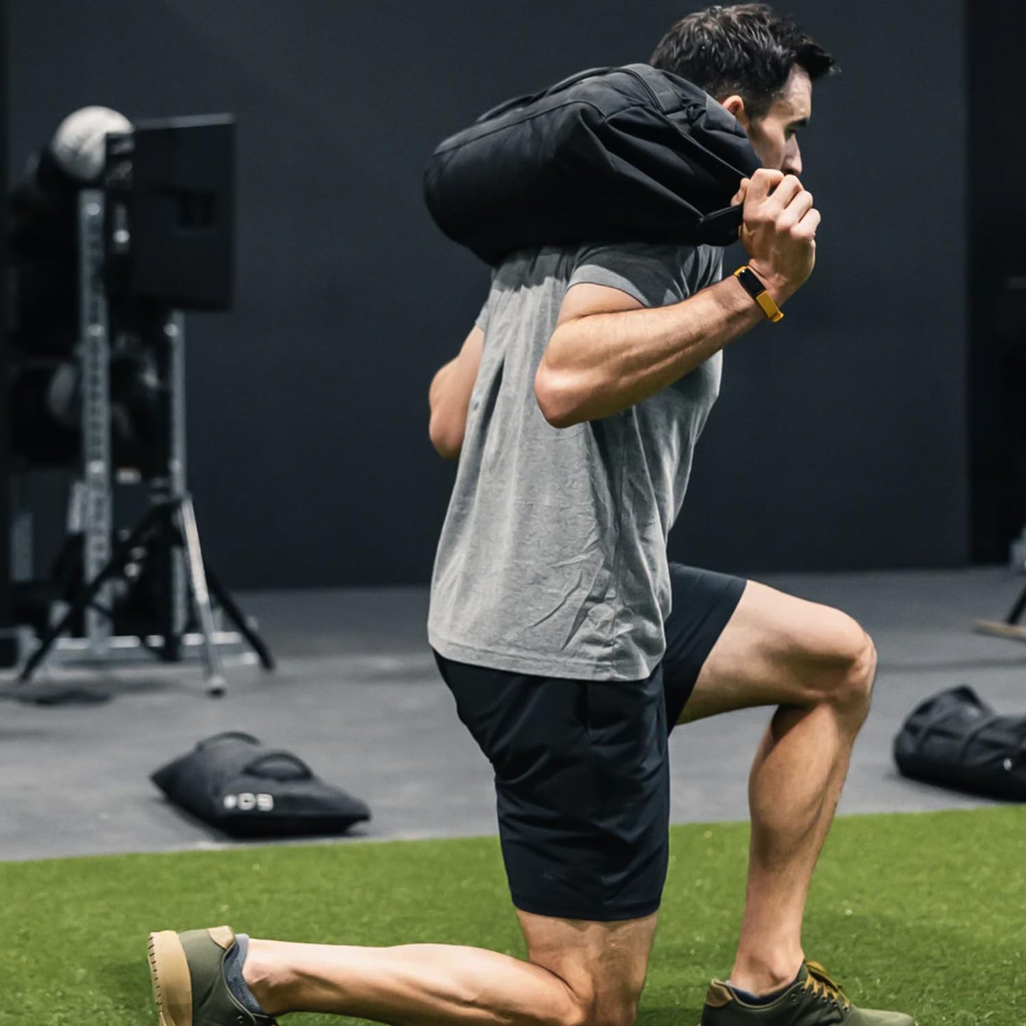 Favuit Workout Sandbag, Adjustable Weight Training Fitness Sand Bags with Multiple Handles and 3 Inner Sandbags for Heavy Duty Workout Cross Training Strength Weightlifting