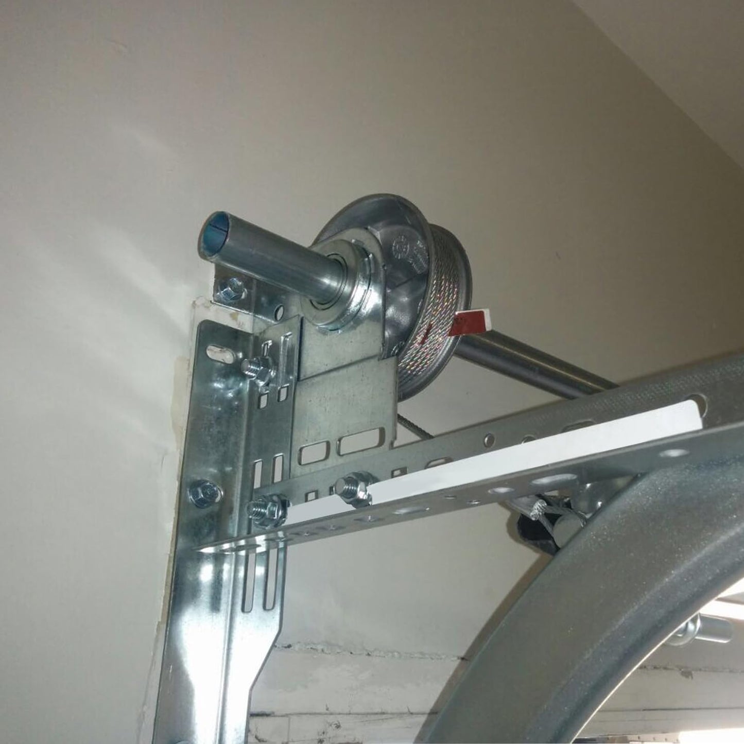 ZUIWAN Garage Door Tube Shaft,1” Garage Doors Torsion Tubes,8'10" Long,Made from 14-Gauge Galvanized Steel,Hollow Shafts,1 Pcs