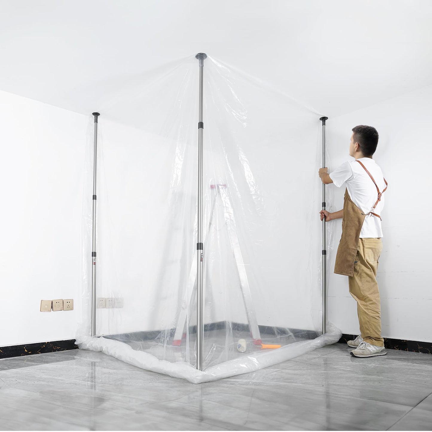 VEVOR Dust Barrier Poles, 10 Ft Telescoping System with 4 Poles, Carry Bag, and 32.8x13.12 Ft Plastic Film for Interior Decoration and Painting
