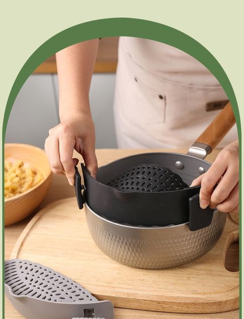 Clip On Strainer Silicone for All Pots and Pans, Pasta Strainer Clip on Food Strainer for Meat Vegetables Fruit Silicone Kitchen Colander (Black)
