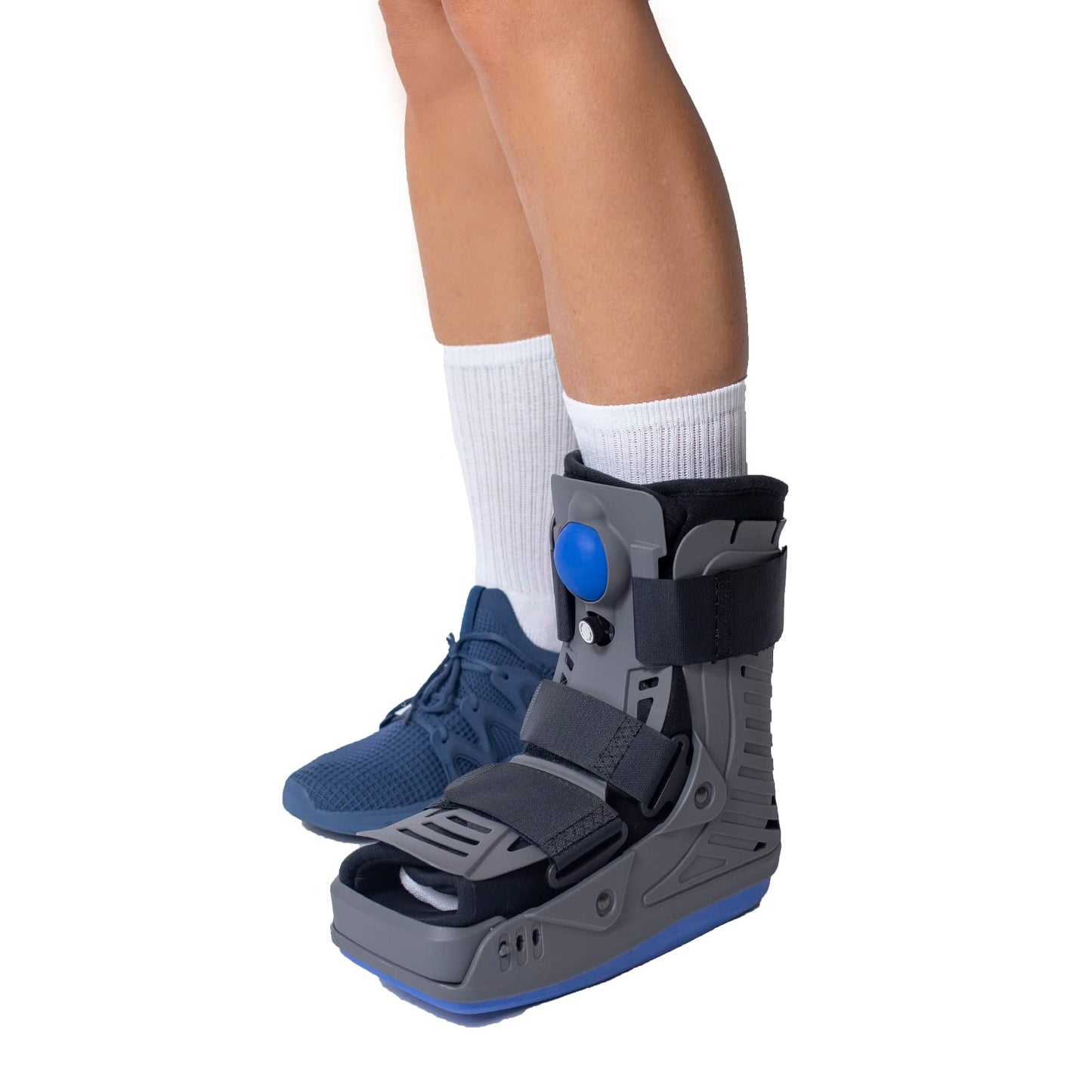 Brace Direct Short Medical Walking Boot with Air Pump - Lightweight Orthopedic Fracture Boot for Foot & Ankle Injury Recovery with Toe Guard (Medium - US Shoe Size Men 7.5-10 / Women 8.5-11.5)