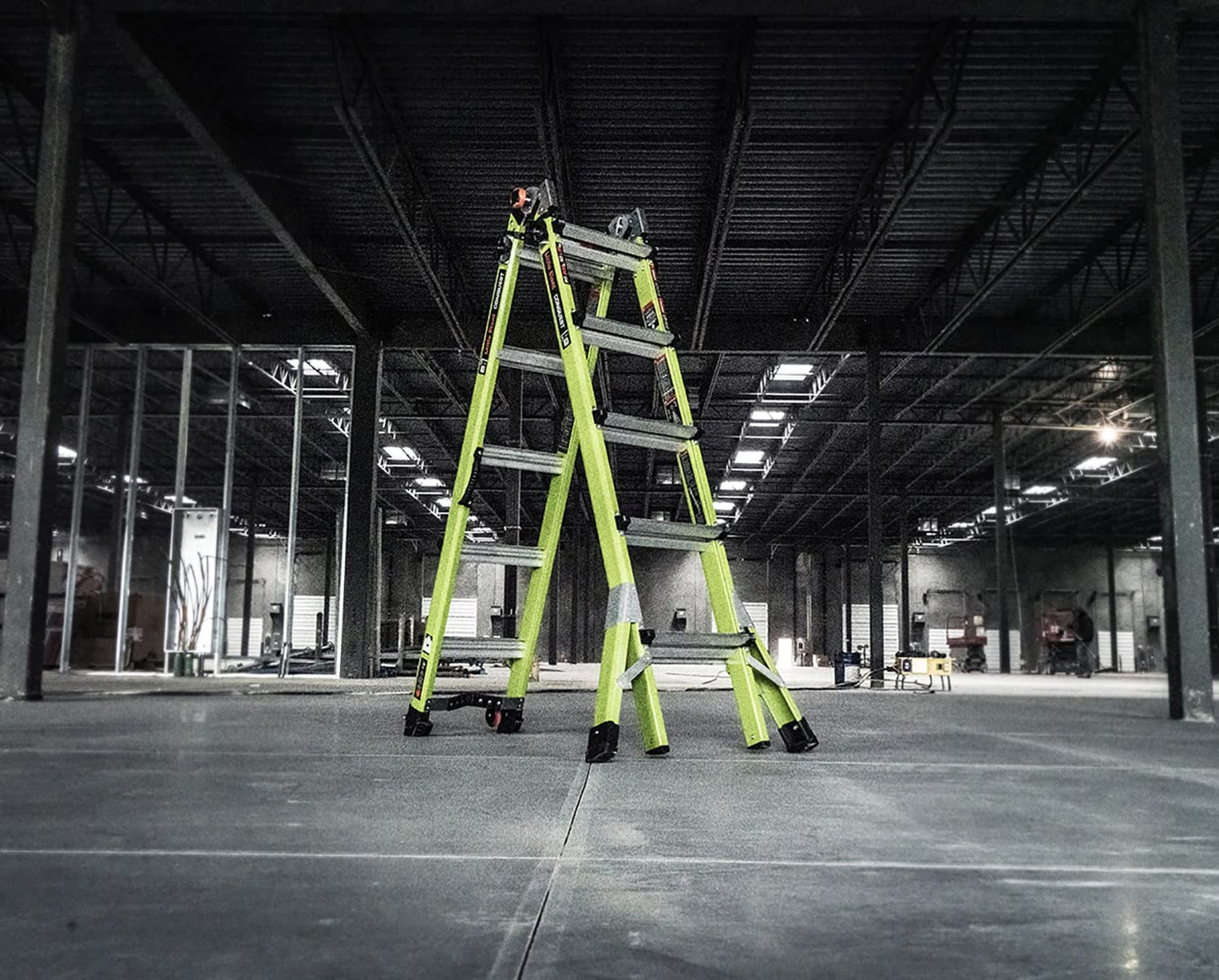 Little Giant Ladders Conquest 2.0 22ft Multi-Position 300lb Fiberglass Ladder Bundle with Aluminum Work Platform Accessory