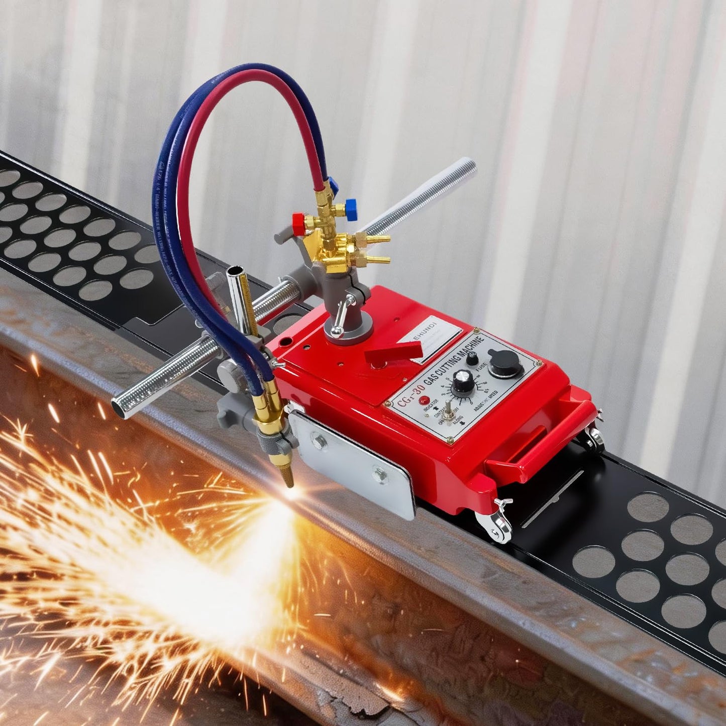Torch Track Burner Cutting, CG1-30 Semi-automatic Straight Linear Gas Cutter 8~100mm Efficient Gas Cutting Portable Flame Cutting Machine Track Burner Cutter Torch Gas pipe Cutter(Acetylene + Oxygen)
