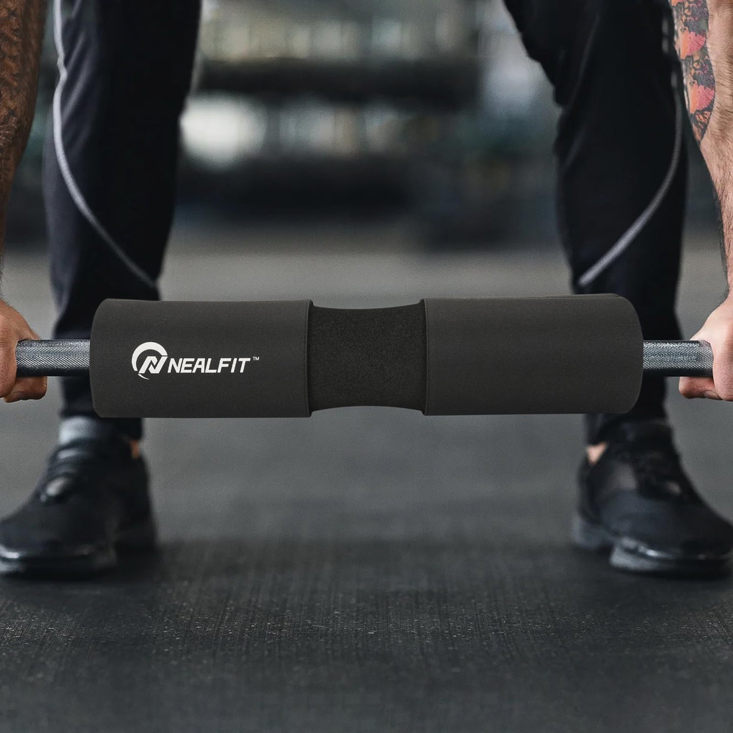 NEALFIT Barbell Squat Pad with Thick Nylon Padding, Hip Thrust Pad for Squats, Lunges, Neck Shoulder Squat Pad for Olympic or Standard Bars (Black)