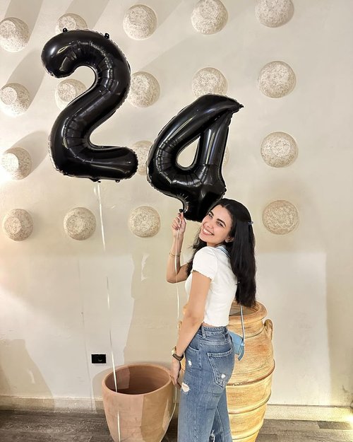 Black Number 80 Balloon - 40 Inch 80th Birthday Decorations for Men & Women | Perfect Party Supplies